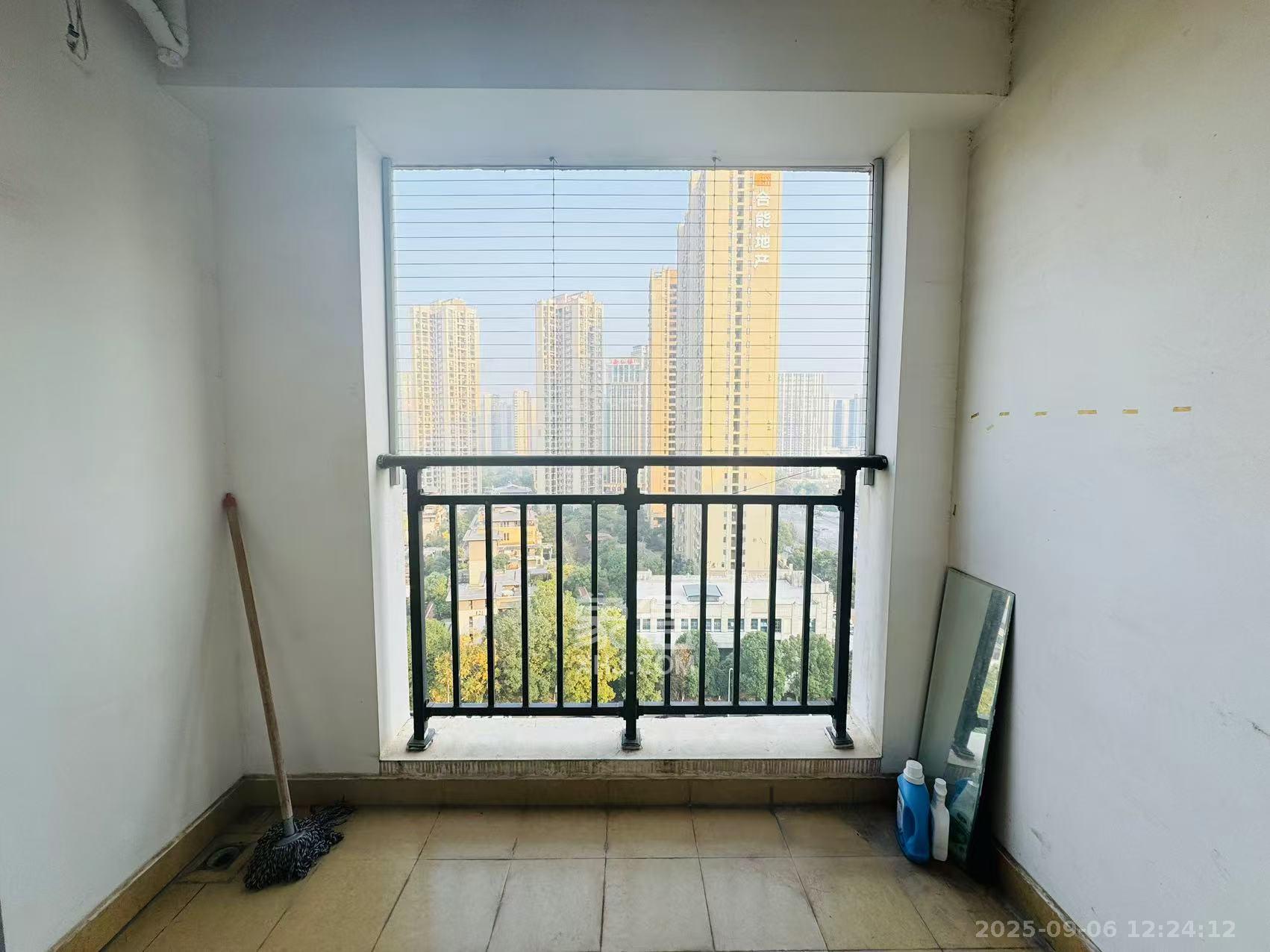 万科白鹭郡  1室1厅1卫    1400.0元/月 万科白鹭郡  1室1厅1卫    1400.0元/月室内图