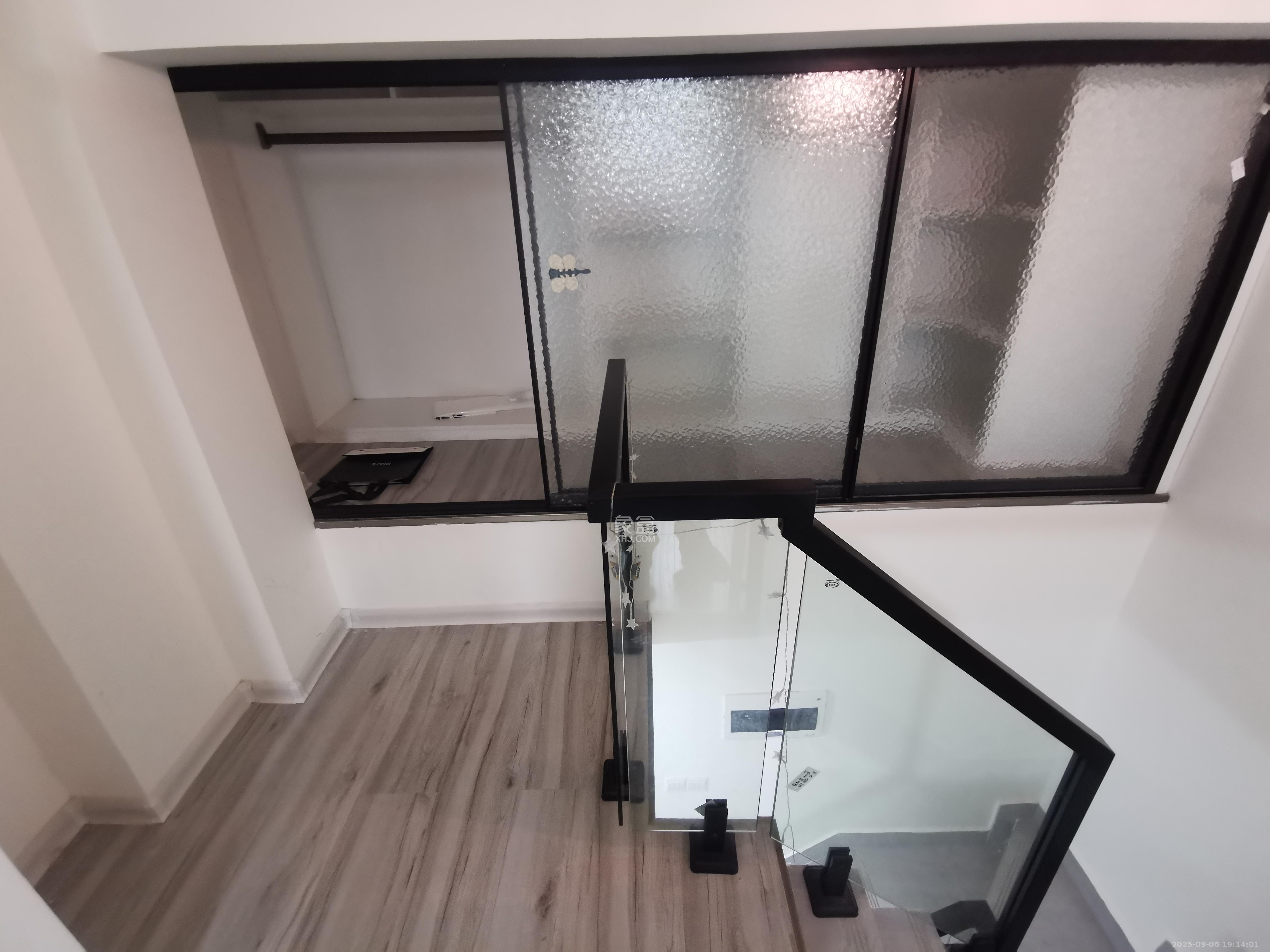 龙湖湘江星座(祺鑫星座公寓) 1室1厅1卫 1800.0元/月 龙湖湘江星座(祺鑫星座公寓) 1室1厅1卫 1800.0元/月室内图