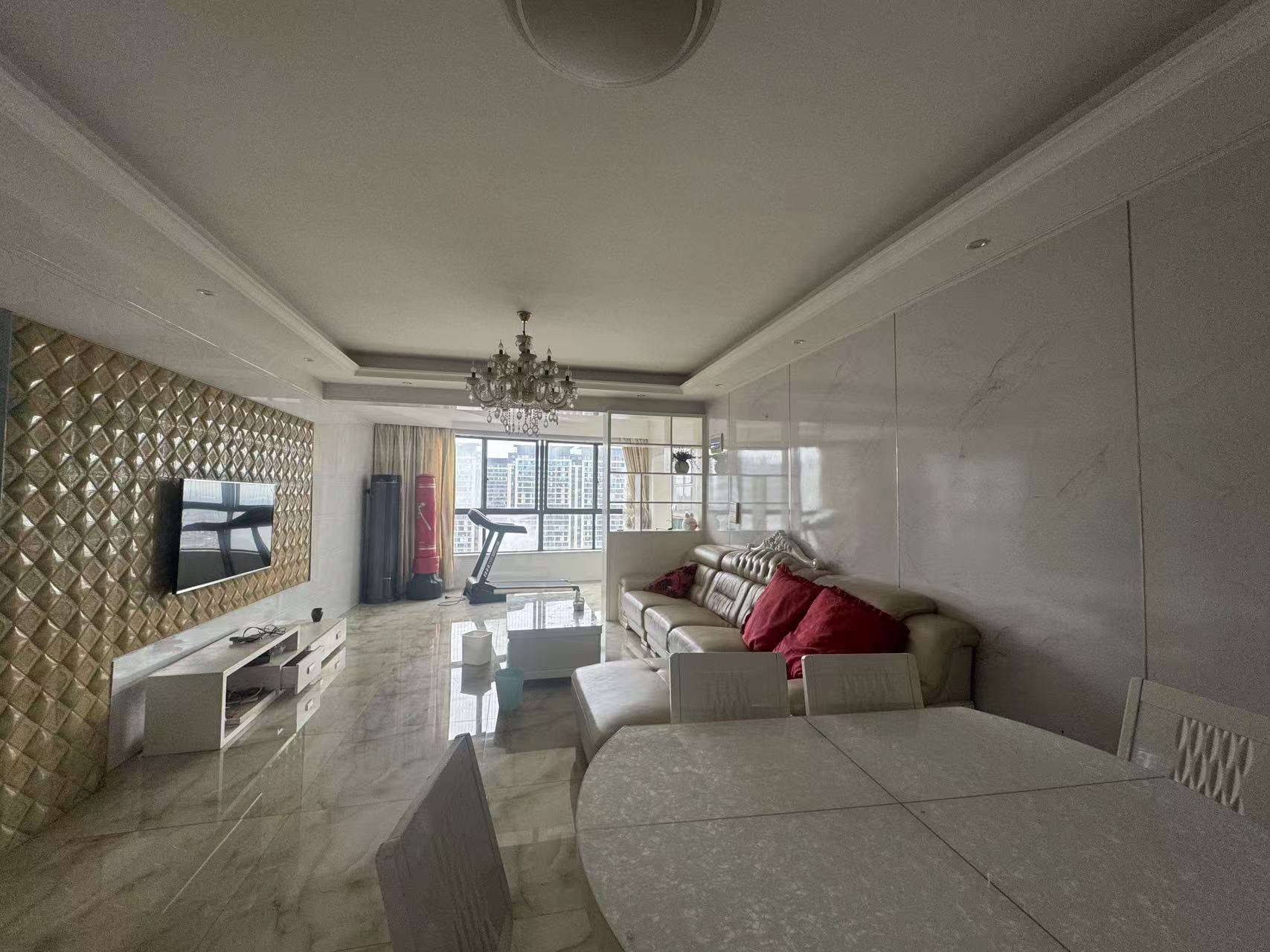 梓湖观邸 3室2厅2卫 2000.0元/月 梓湖观邸 3室2厅2卫 2000.0元/月室内图