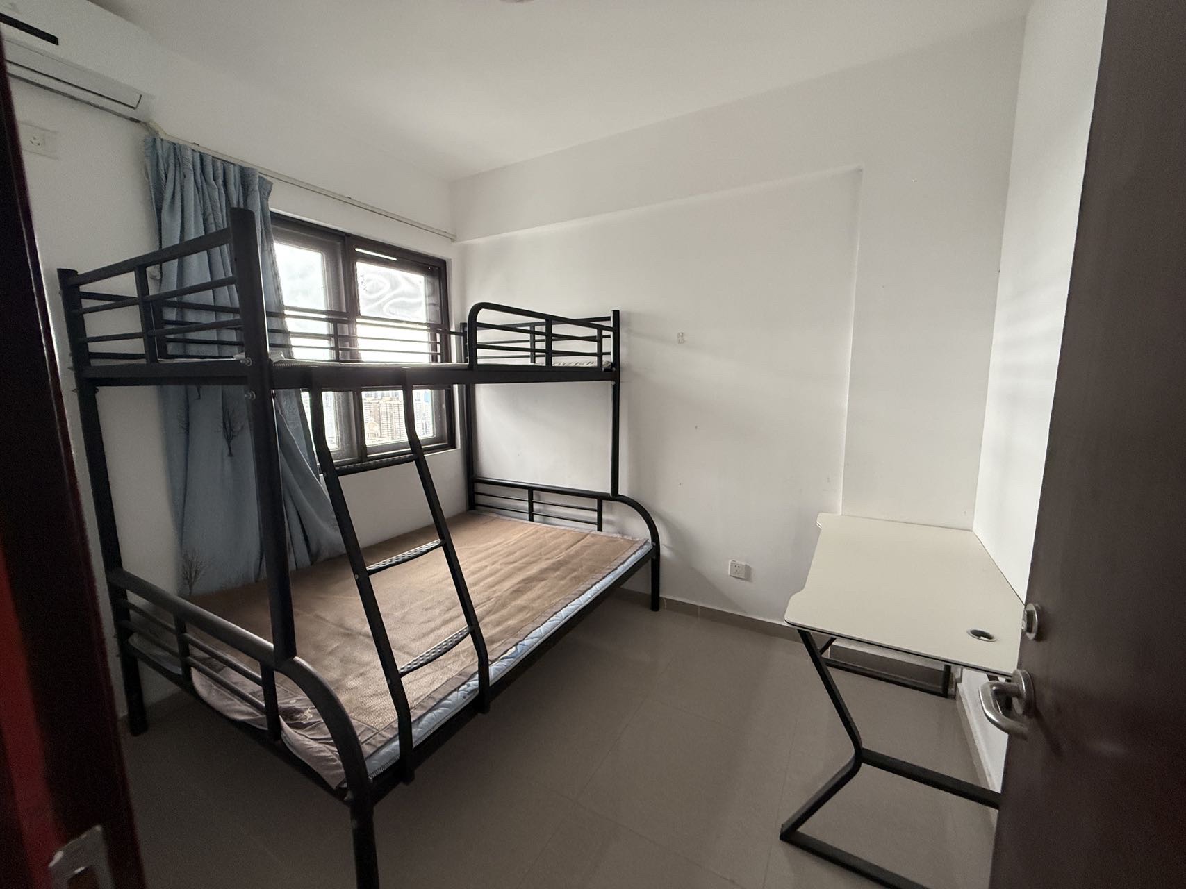 中交夏瑶雅苑 2室2厅1卫 2300.0元/月 中交夏瑶雅苑 2室2厅1卫 2300.0元/月室内图