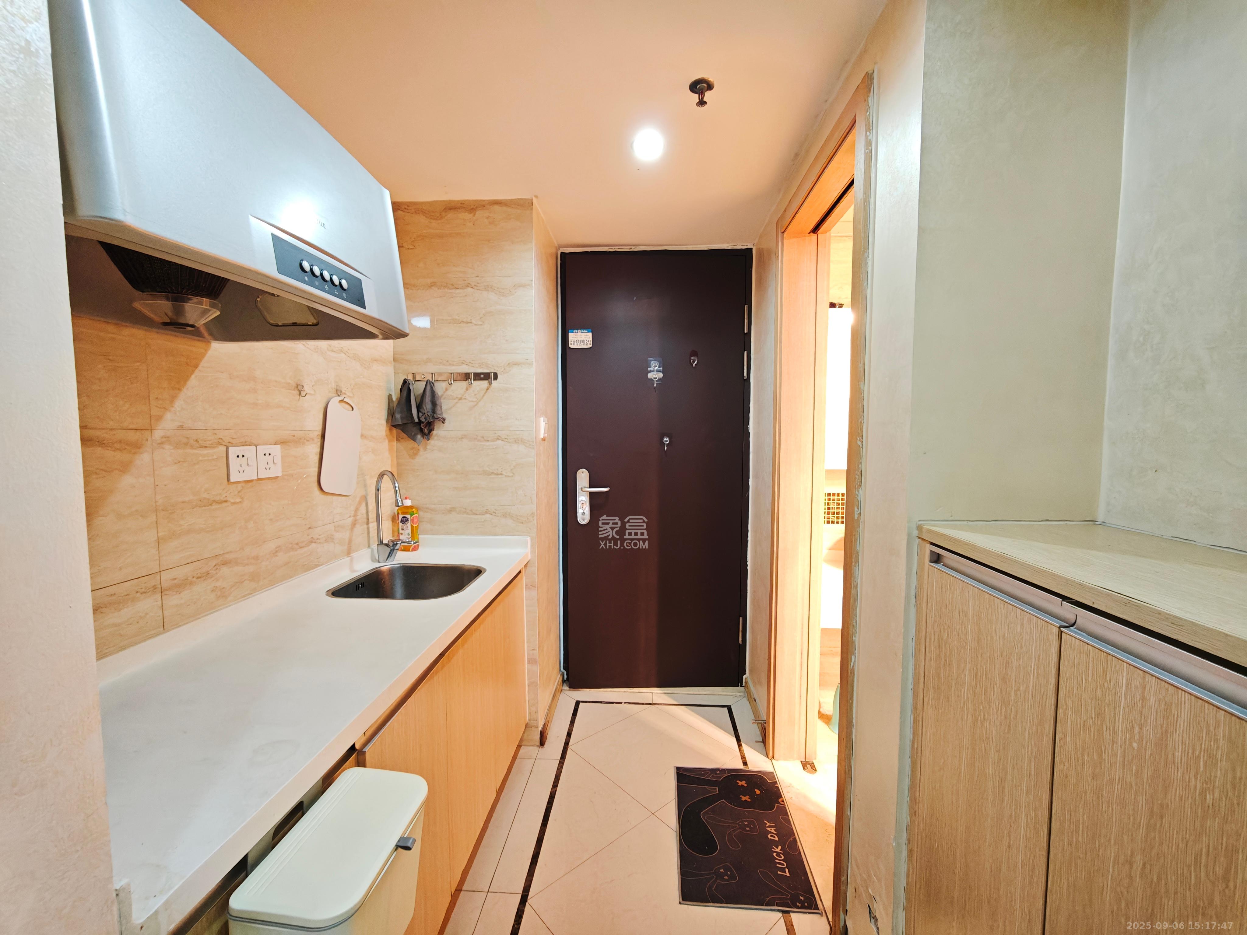 万科金域华府一期 1室1厅1卫 1500.0元/月 万科金域华府一期 1室1厅1卫 1500.0元/月室内图