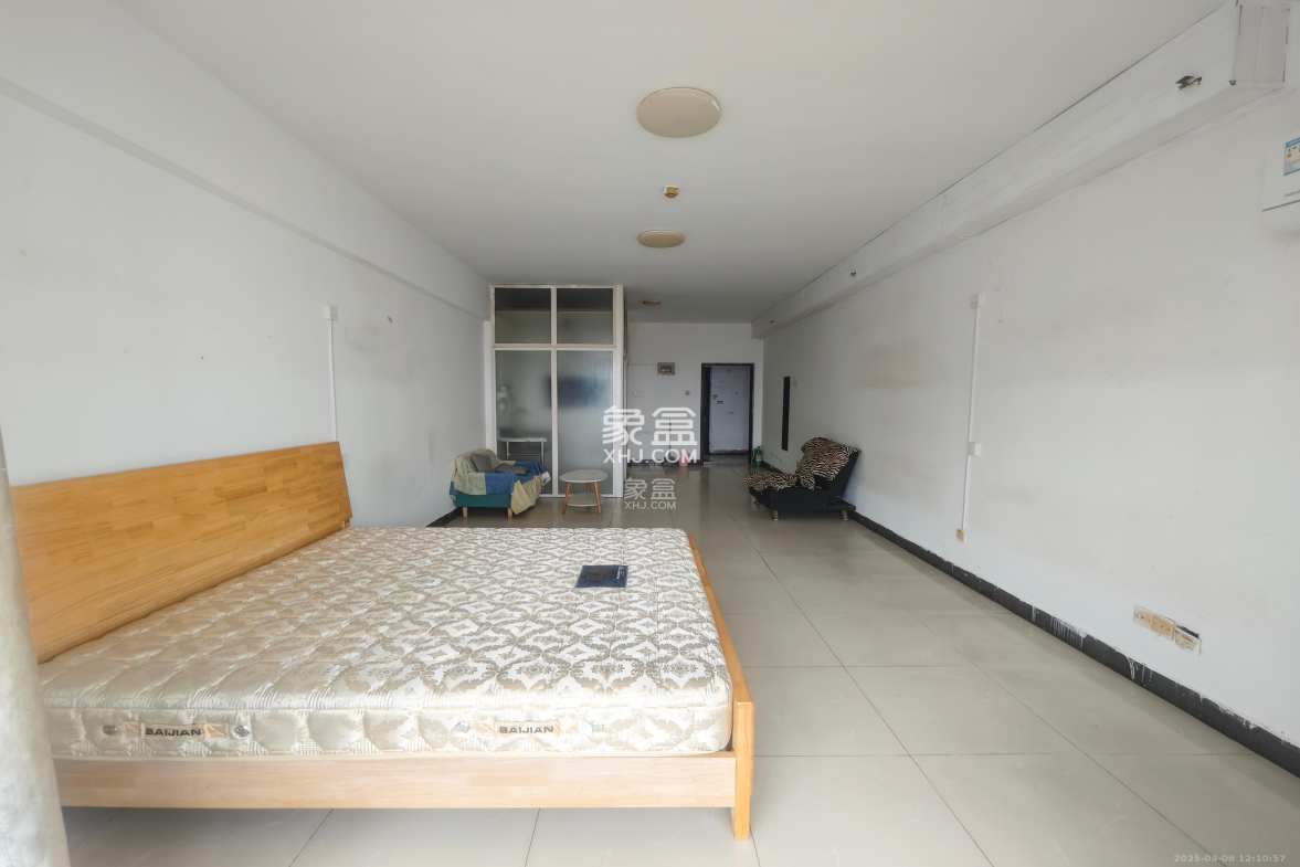 日出东方 1室1厅1卫 1500.0元/月 日出东方 1室1厅1卫 1500.0元/月室内图