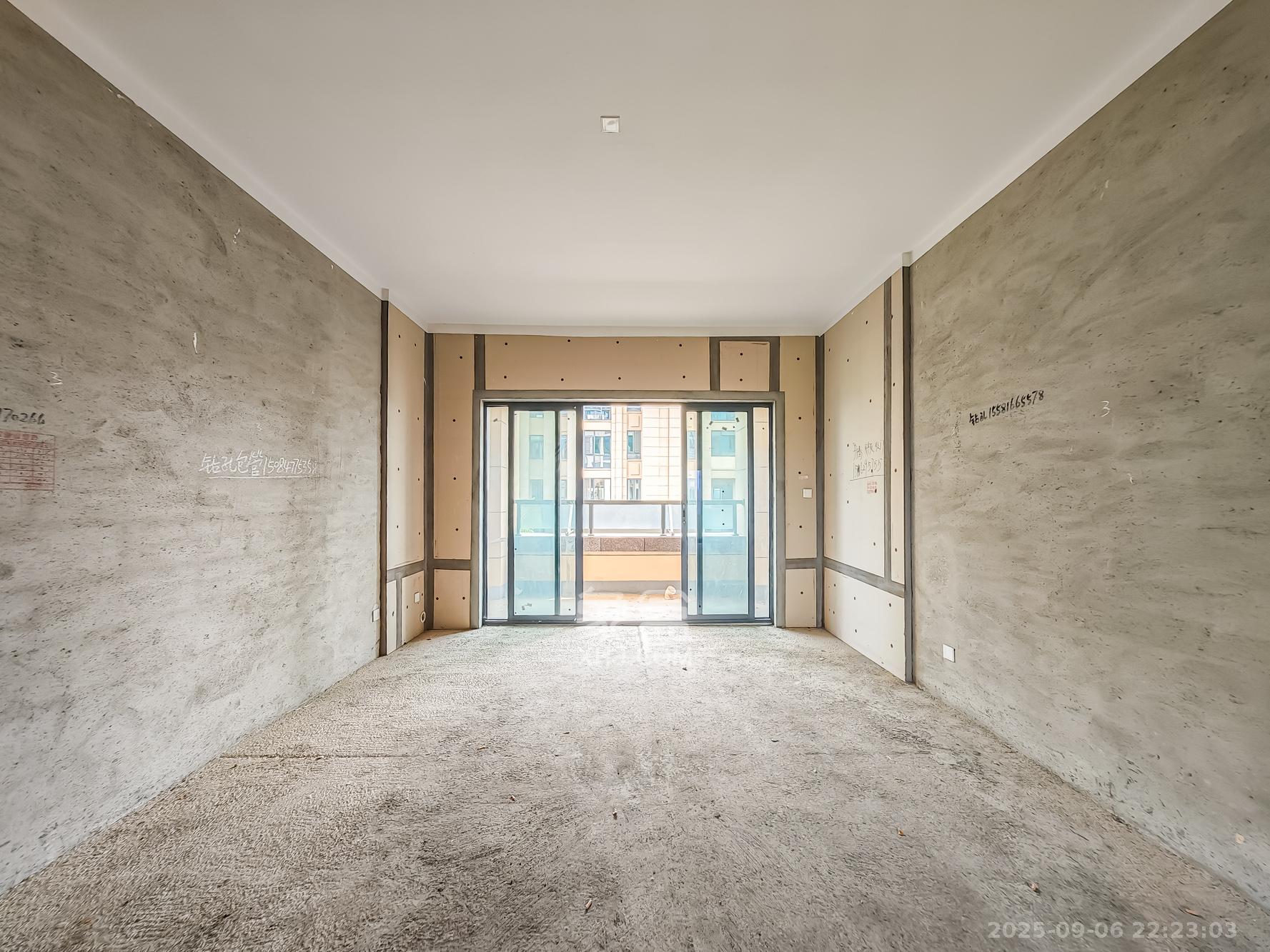 城发恒伟北城首府  4室2厅2卫    158.0万 城发恒伟北城首府  4室2厅2卫    158.0万