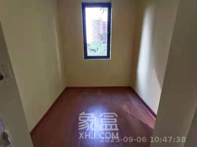 莱茵城 3室2厅2卫 2500.0元/月 莱茵城 3室2厅2卫 2500.0元/月室内图