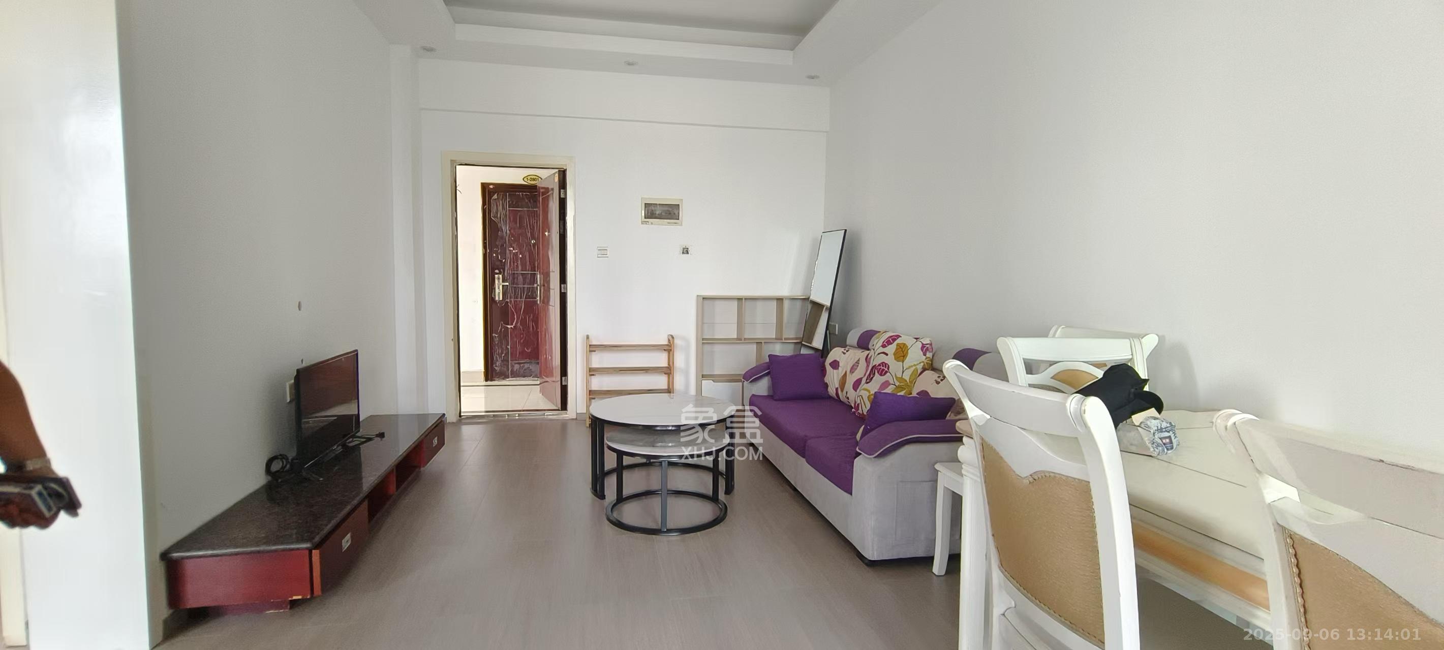 水岸世景  2室2厅1卫    1700.0元/月 水岸世景  2室2厅1卫    1700.0元/月室内图1