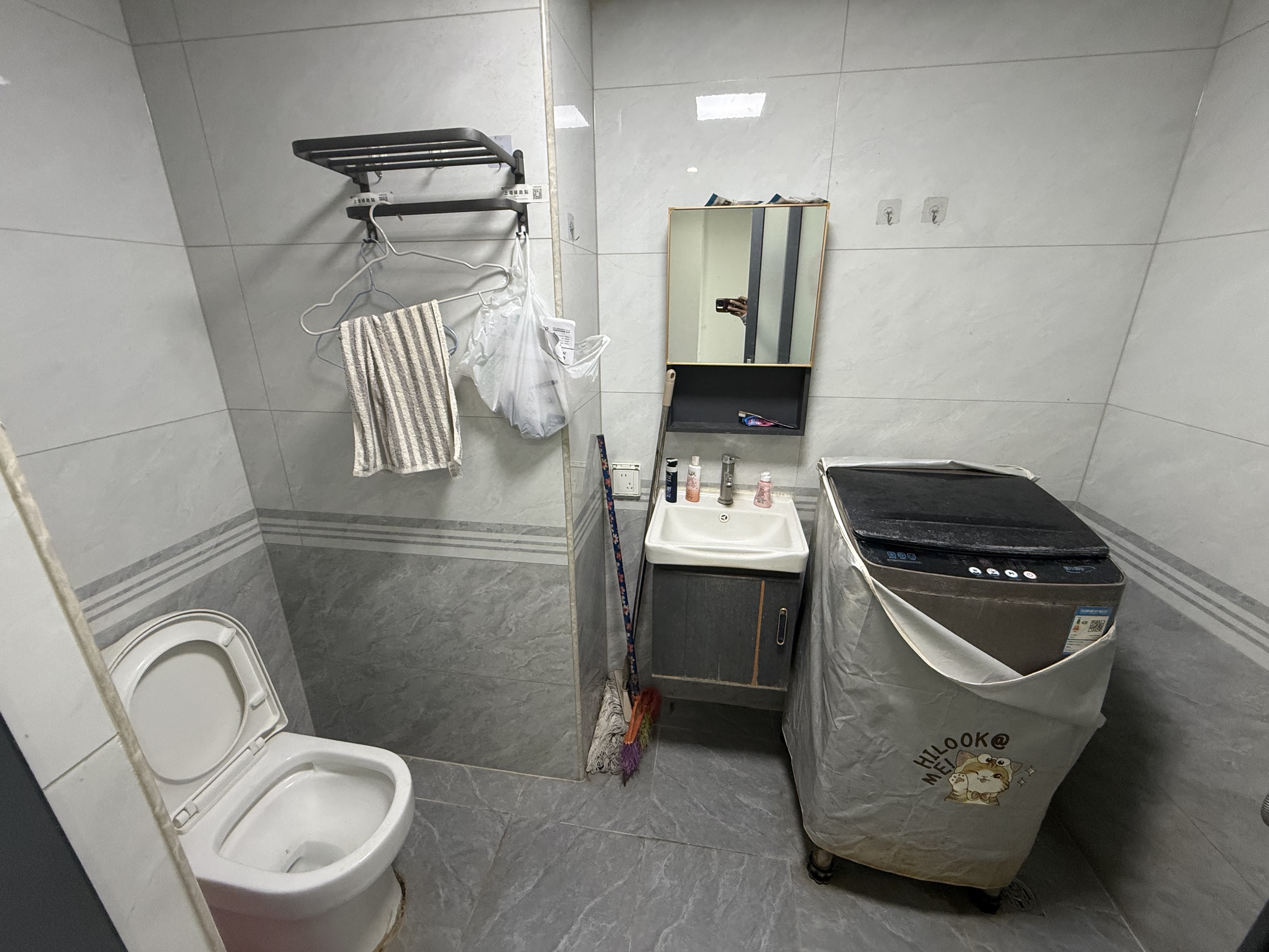 金章华府(0898) 1室1厅1卫 1500.0元/月 金章华府(0898) 1室1厅1卫 1500.0元/月室内图