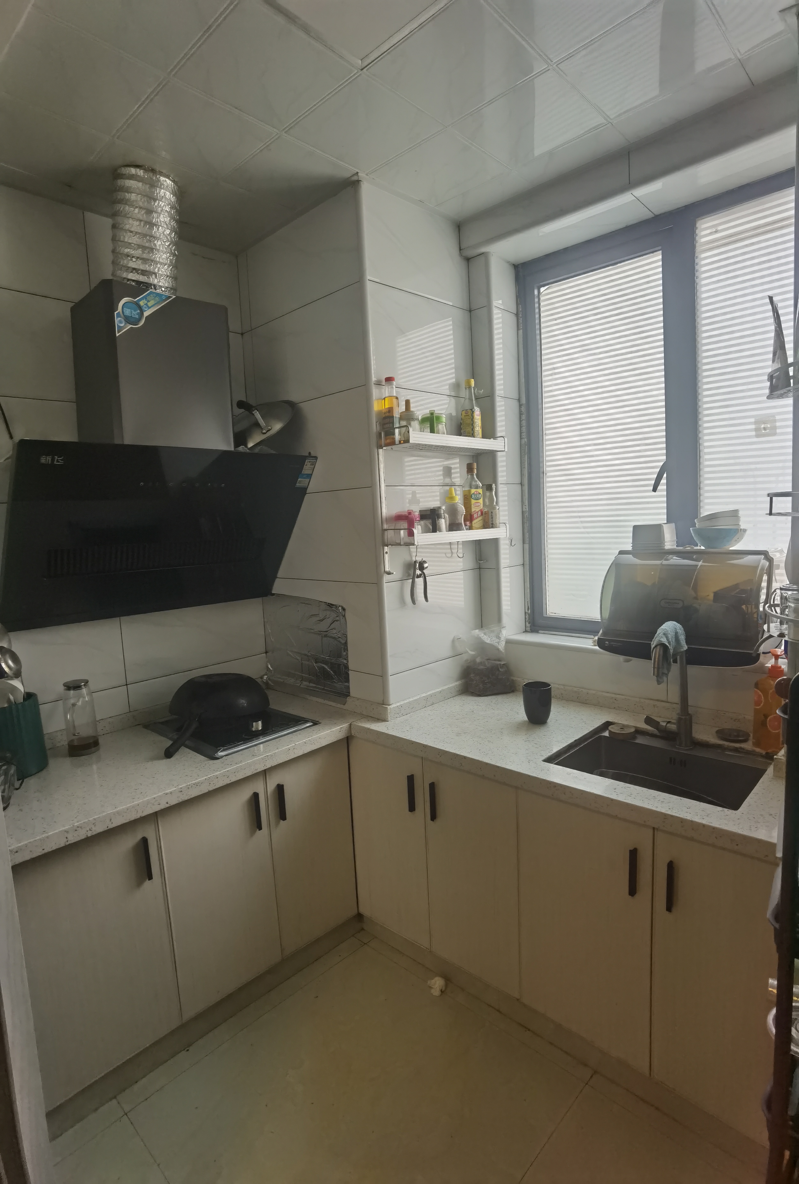 盛世时代广场  0室0厅0卫    30.0万 盛世时代广场  0室0厅0卫    30.0万客厅