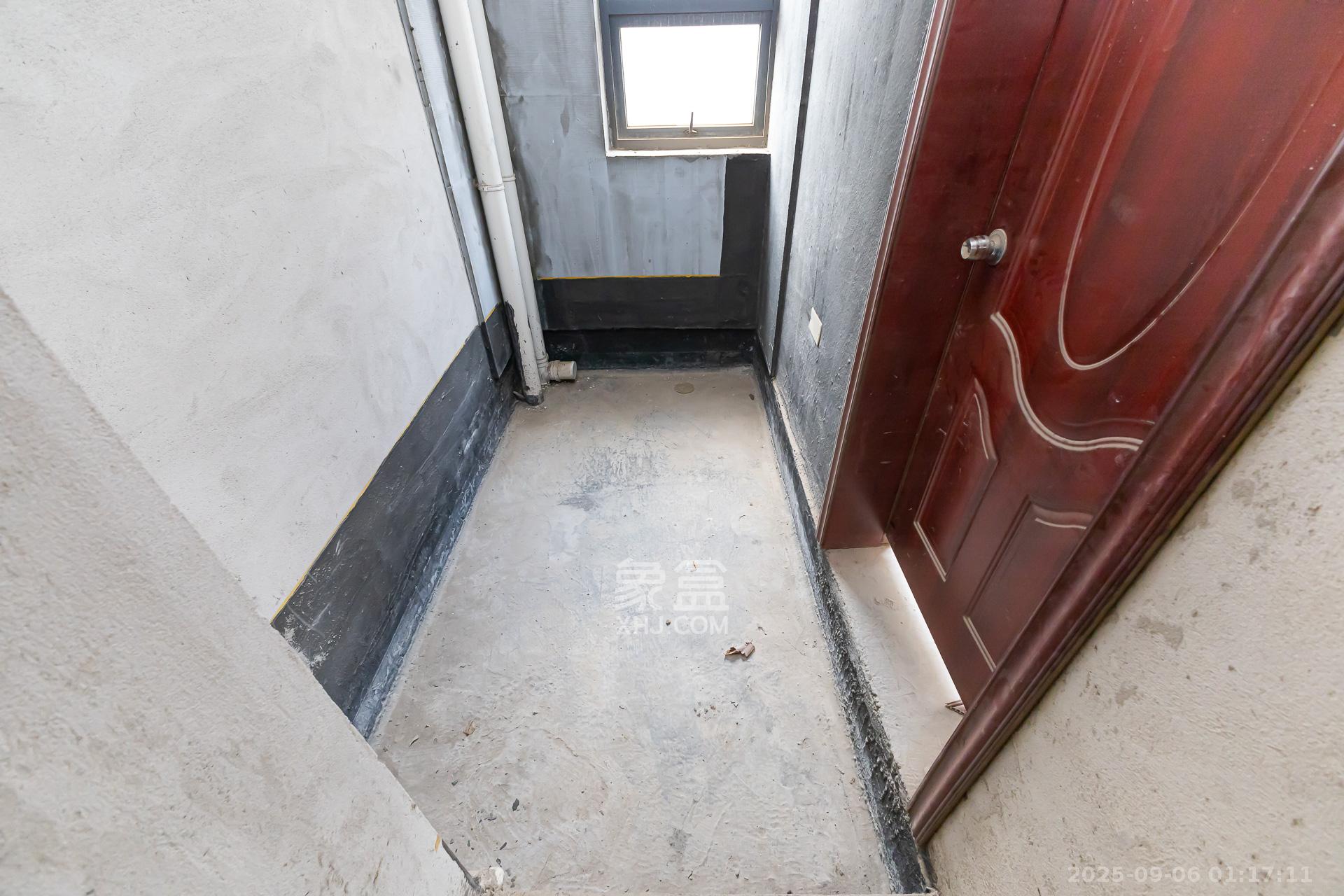 明发国际城 4室2厅2卫 80.0万 明发国际城 4室2厅2卫 80.0万卫生间