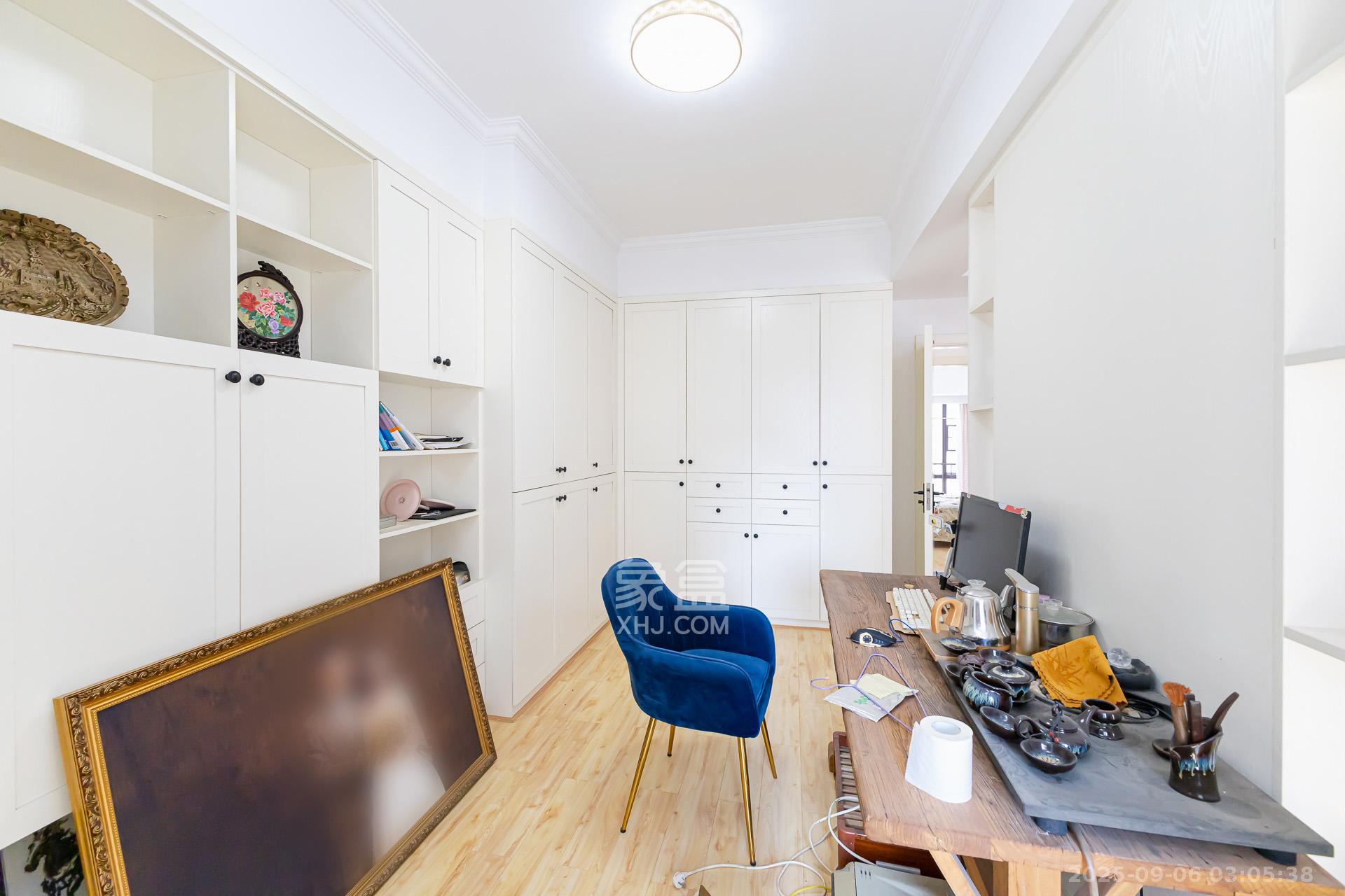 南山苏迪亚诺  4室2厅1卫    118.0万 南山苏迪亚诺  4室2厅1卫    118.0万卧室