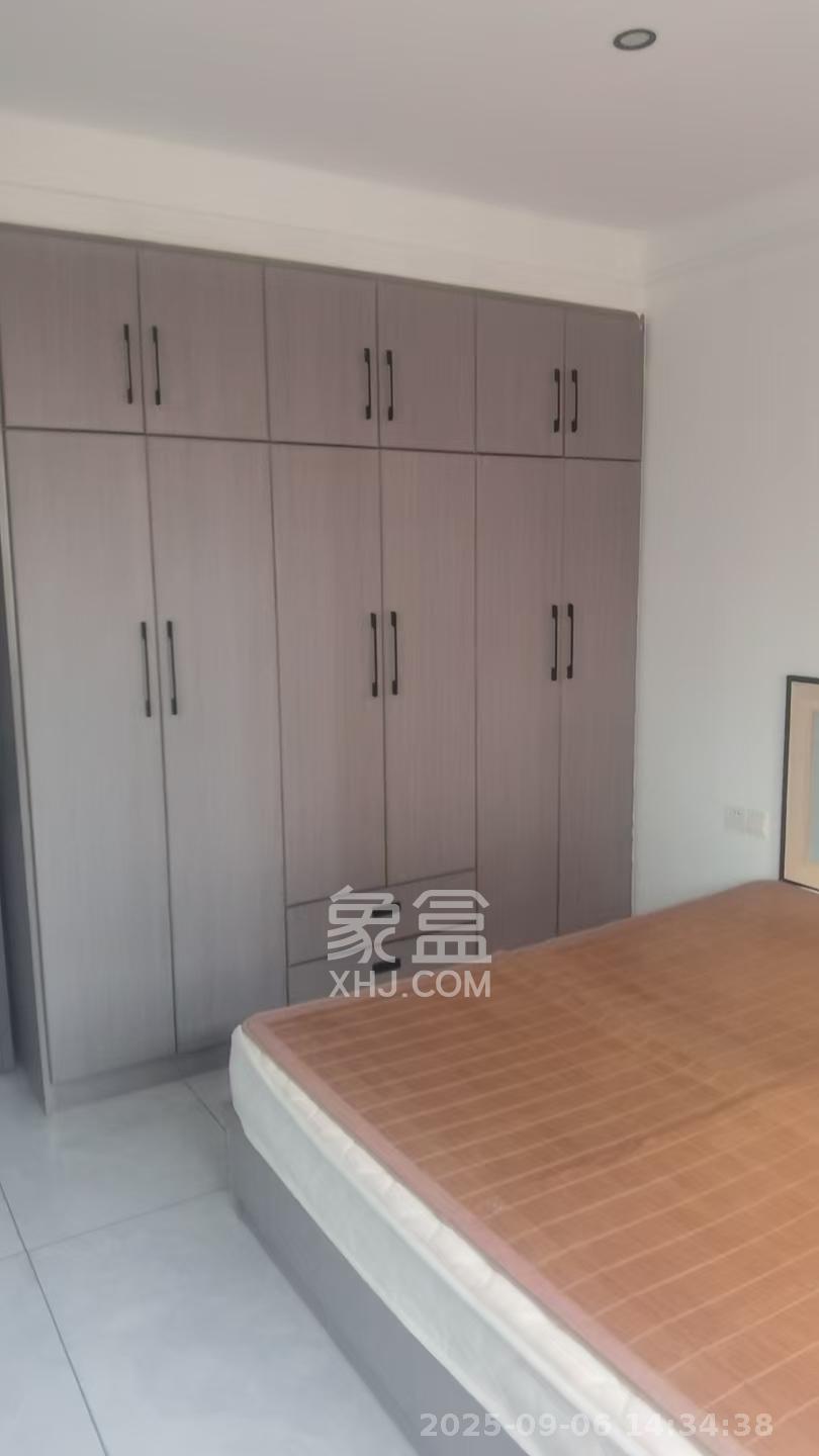 长房明宸府  3室1厅1卫   2500.00元/月室内图