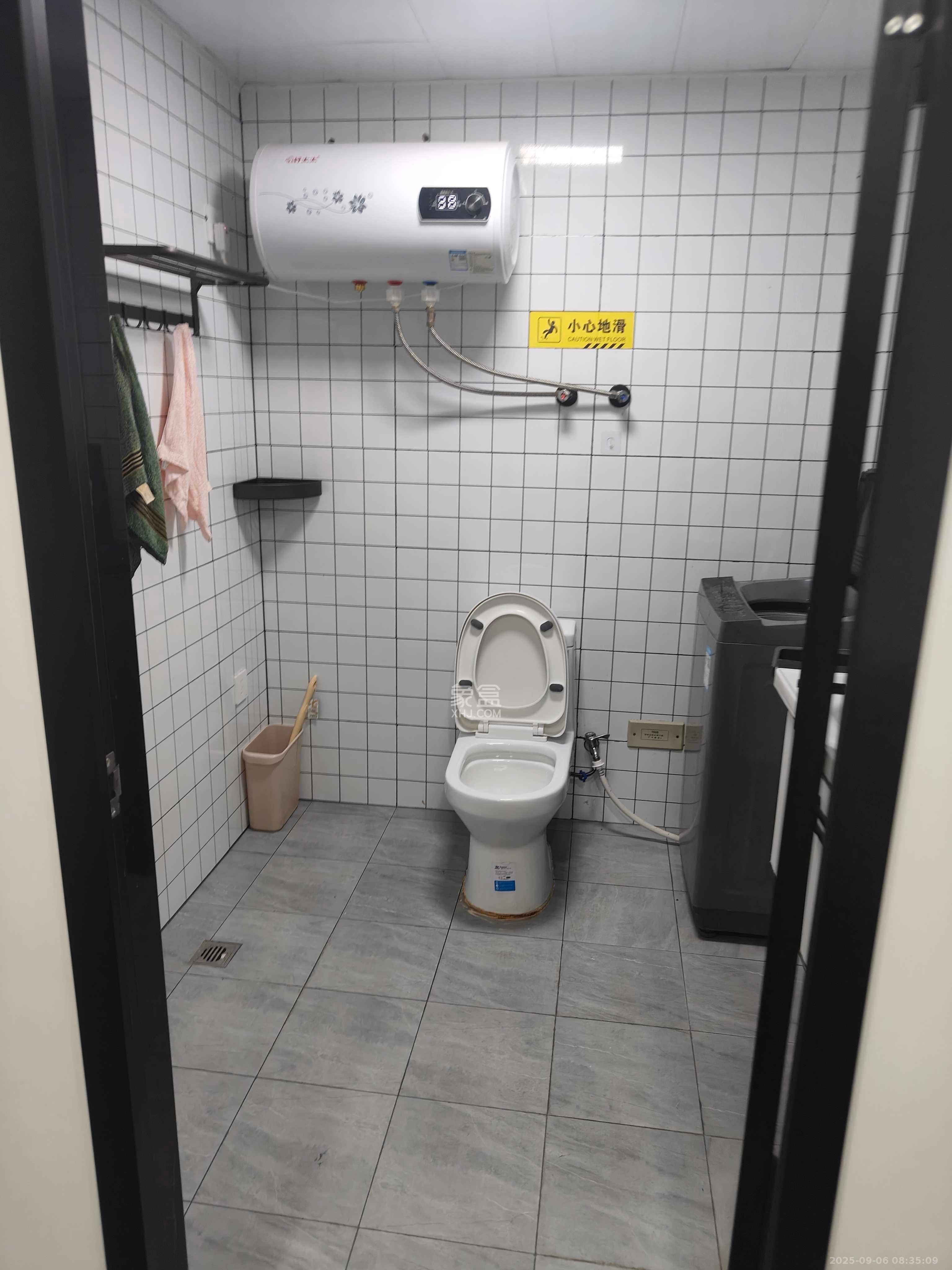 保利恒伟时光印象  1室1厅1卫   1600.00元/月室内图