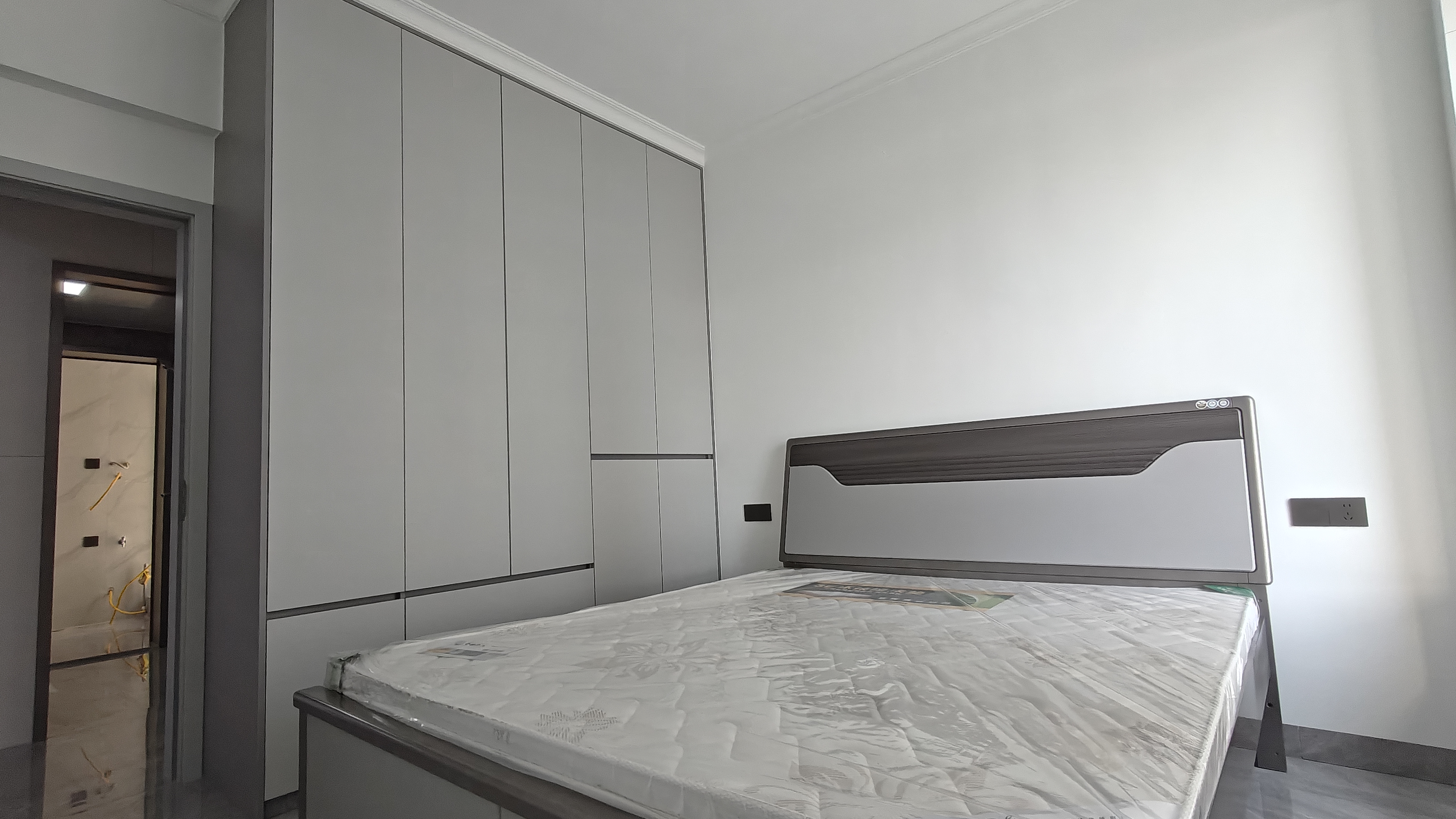 互助小区电梯房 2室1厅0卫 1700.0元/月 互助小区电梯房 2室1厅0卫 1700.0元/月室内图