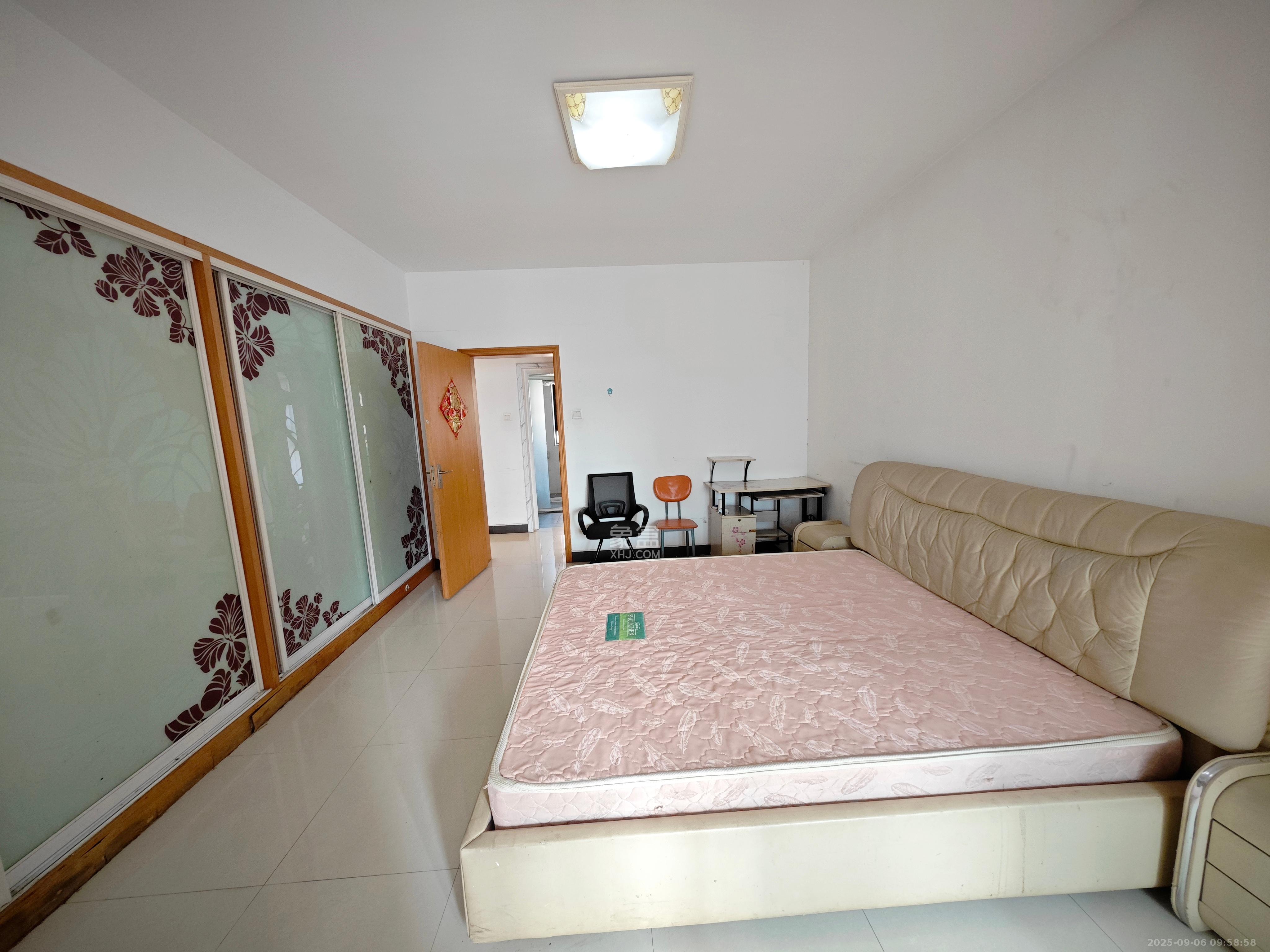 长大卧琥  3室2厅2卫    3000.0元/月 长大卧琥  3室2厅2卫    3000.0元/月室内图