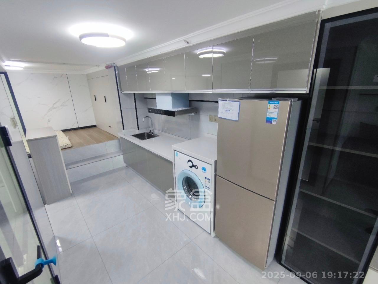 梅溪悦章  1室1厅1卫    1600.0元/月室内图