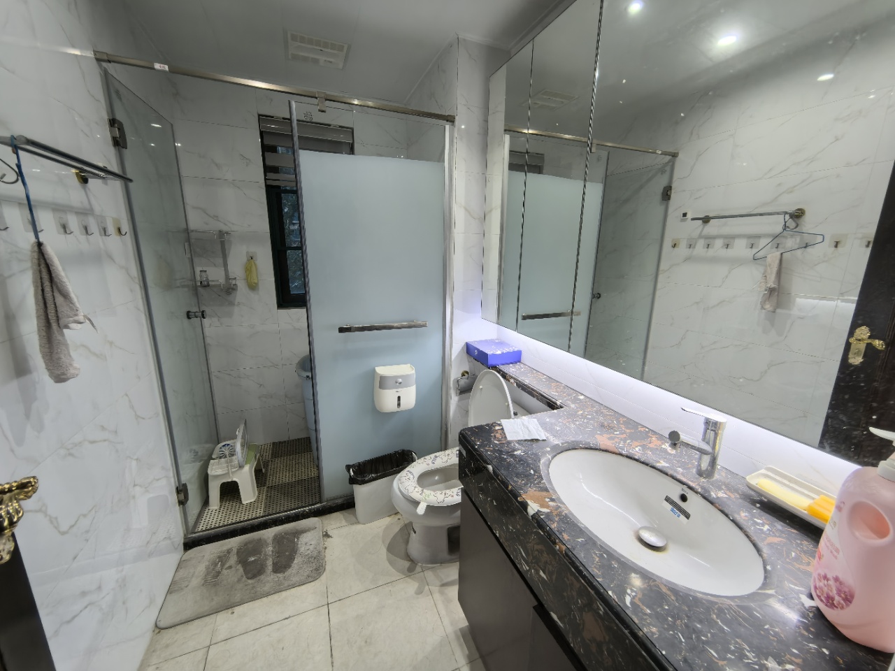 恒大绿洲 3室2厅2卫 1800.0元/月 恒大绿洲 3室2厅2卫 1800.0元/月室内图