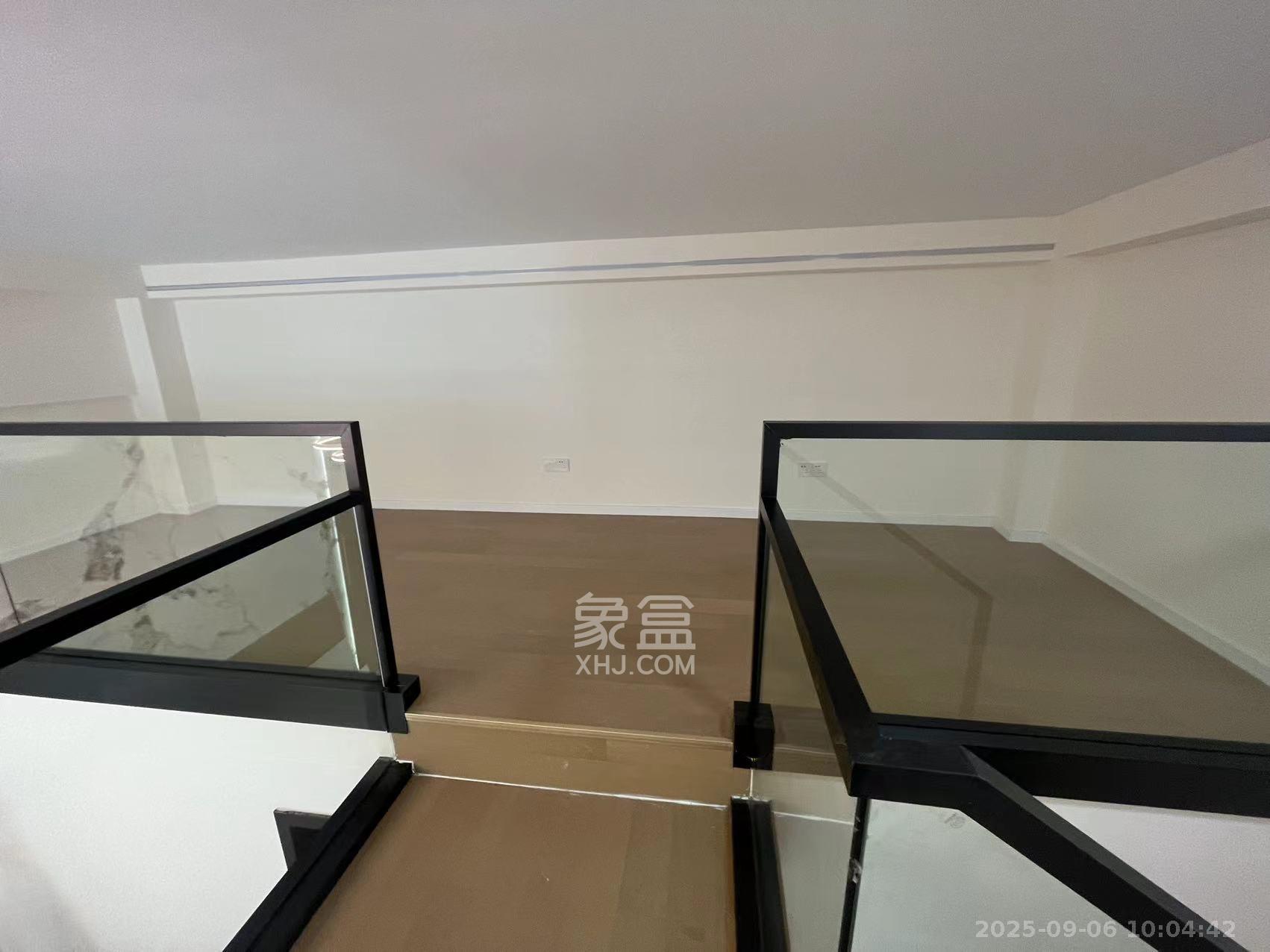 京武浪琴山三期(京武中心)  3室2厅2卫    4600.0元/月 京武浪琴山三期(京武中心)  3室2厅2卫    4600.0元/月