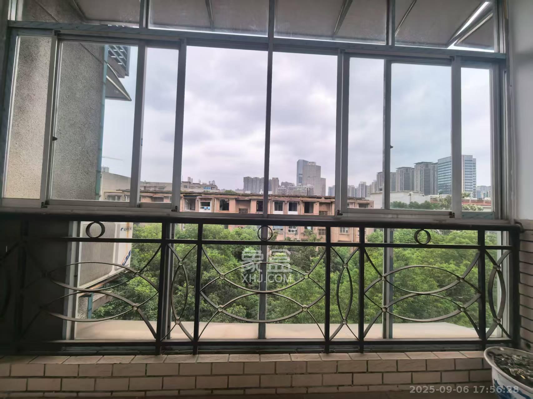 金科园  4室2厅2卫    3000.0元/月 金科园  4室2厅2卫    3000.0元/月室内图