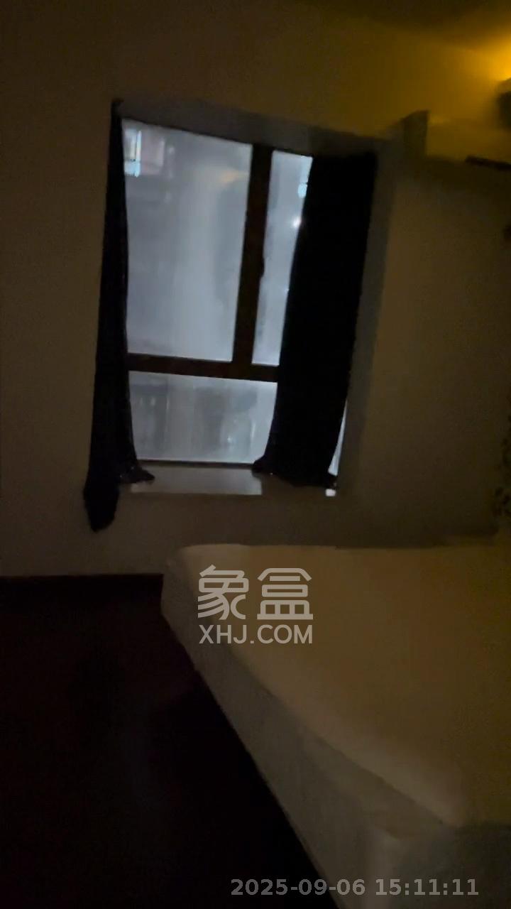 金域南外滩（望江佳园）  2室1厅1卫   2800.00元/月室内图