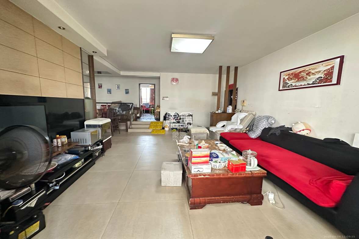 四方嘉苑 4室2厅2卫 2800.0元/月 四方嘉苑 4室2厅2卫 2800.0元/月室内图