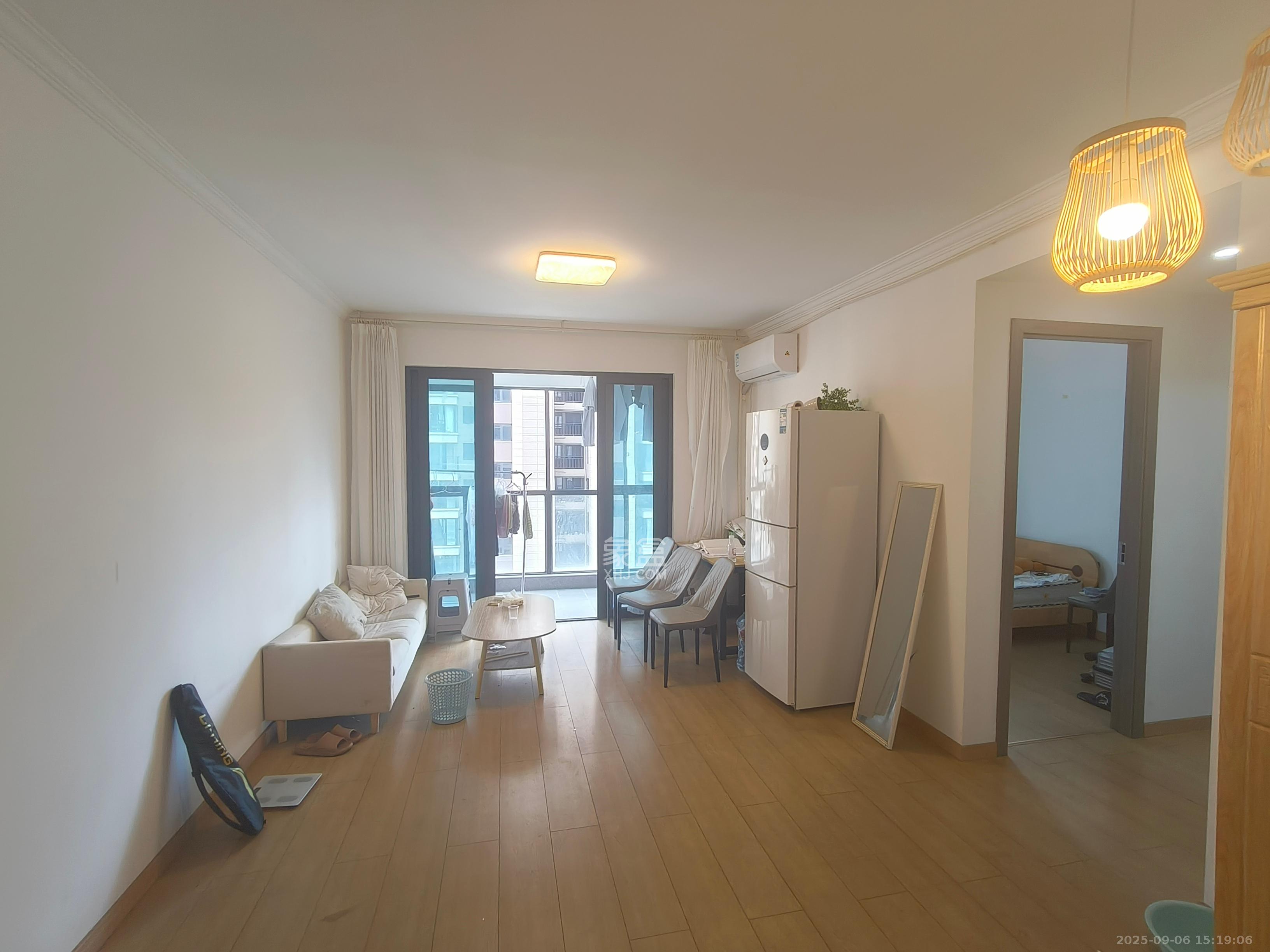 保利堂悦  4室2厅2卫    2100.0元/月 保利堂悦  4室2厅2卫    2100.0元/月室内图