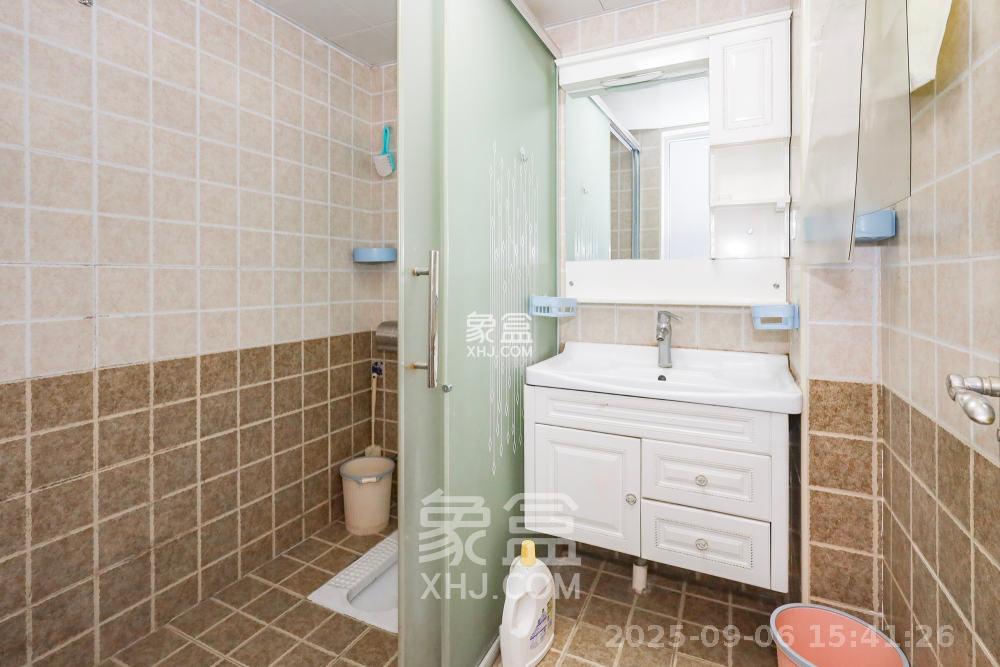 南山雍江汇(滨江国际新城) 3室2厅1卫 3000.0元/月 南山雍江汇(滨江国际新城) 3室2厅1卫 3000.0元/月室内图