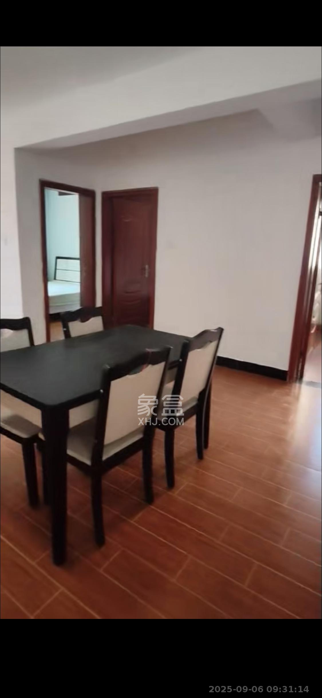 深业喜汇  3室2厅2卫    1900.0元/月室内图