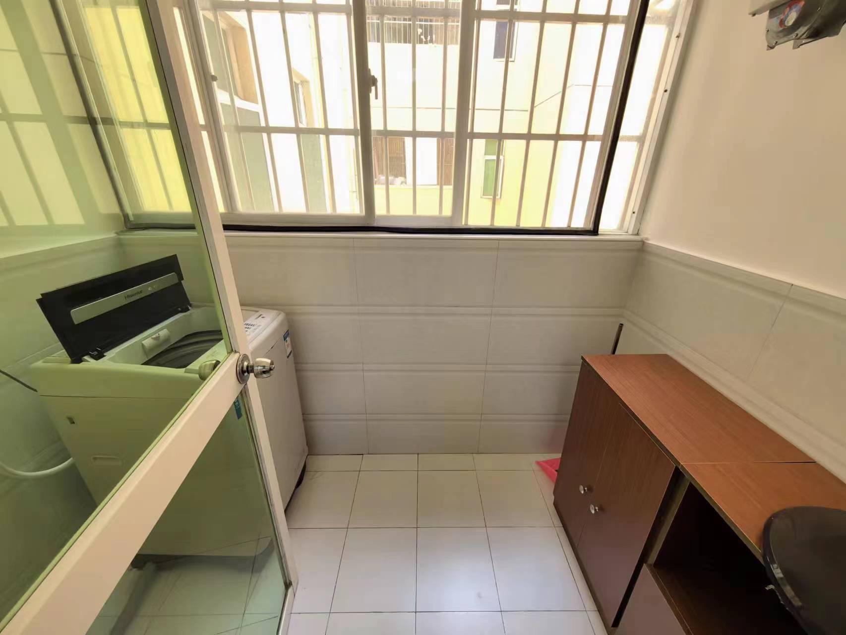 濠江花园 2室2厅1卫 2200.0元/月 濠江花园 2室2厅1卫 2200.0元/月室内图