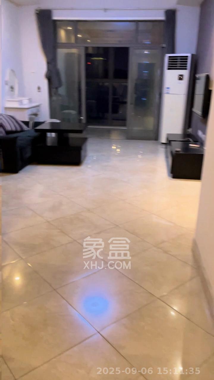 金域南外滩（望江佳园）  2室1厅1卫   2800.00元/月室内图