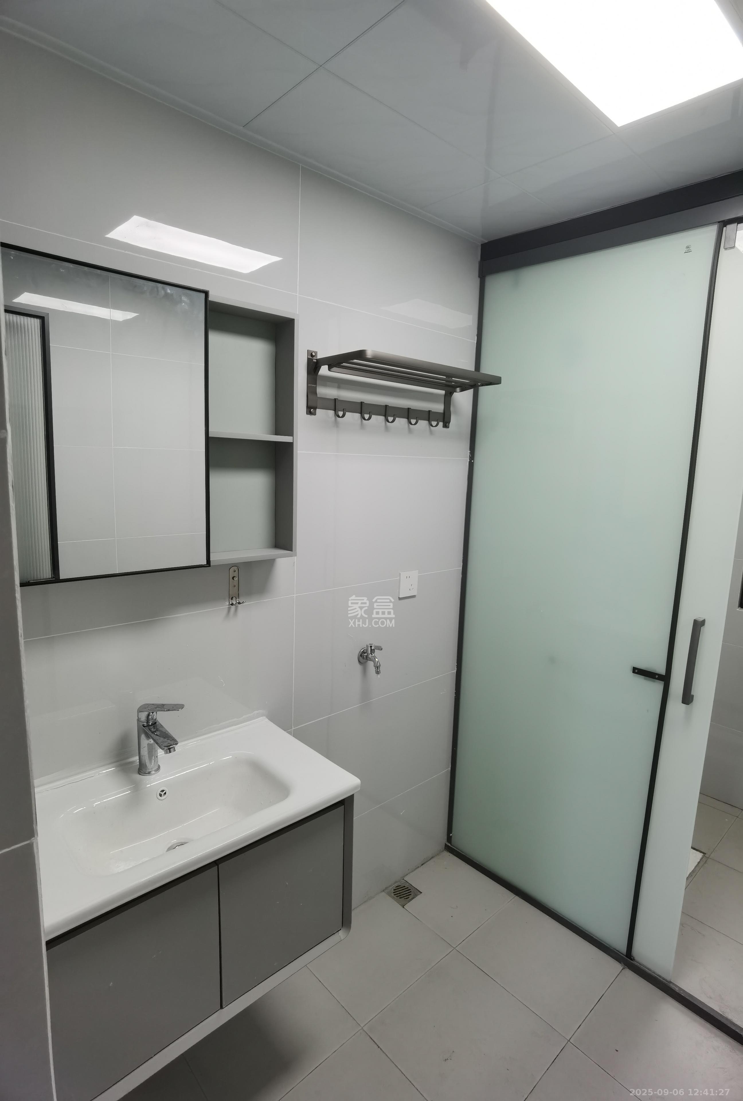 谷山景苑  2室1厅1卫    1550.0元/月 谷山景苑  2室1厅1卫    1550.0元/月室内图