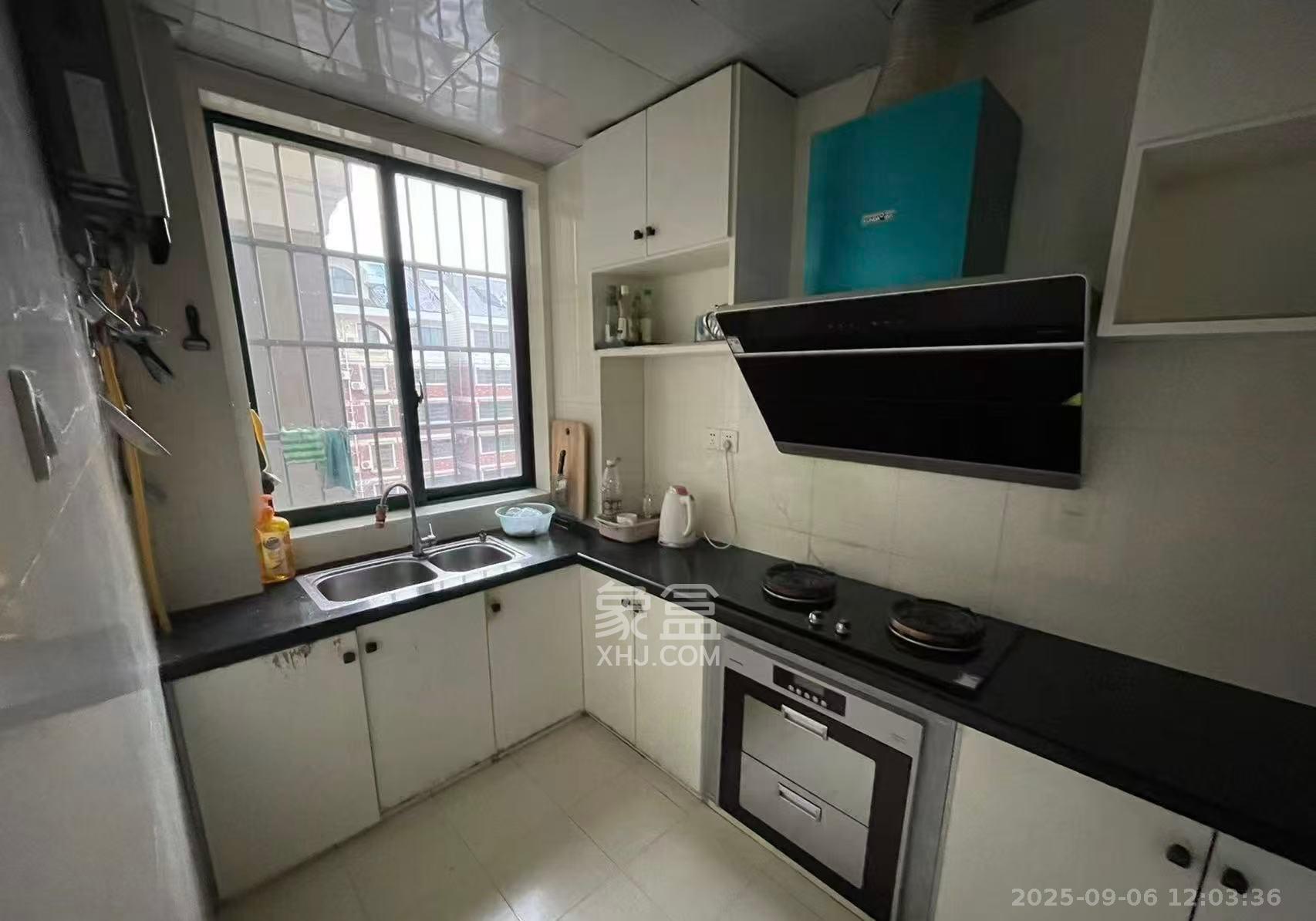 盛世康城 3室2厅2卫 1800.0元/月 盛世康城 3室2厅2卫 1800.0元/月室内图