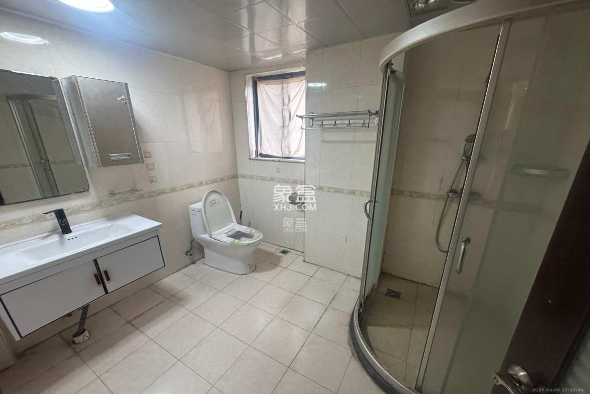 湘江北尚 3室2厅2卫 2500.0元/月 湘江北尚 3室2厅2卫 2500.0元/月室内图