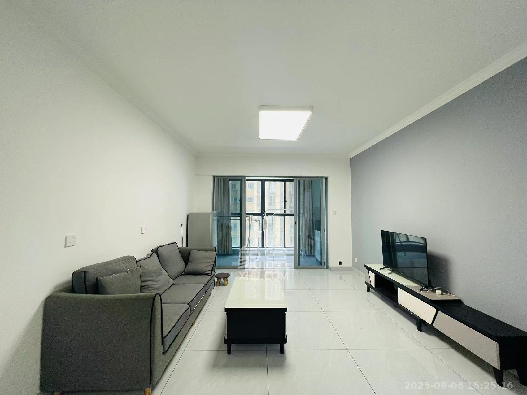 潇湘奥林匹克花园  3室2厅1卫    2800.0元/月 潇湘奥林匹克花园  3室2厅1卫    2800.0元/月室内图