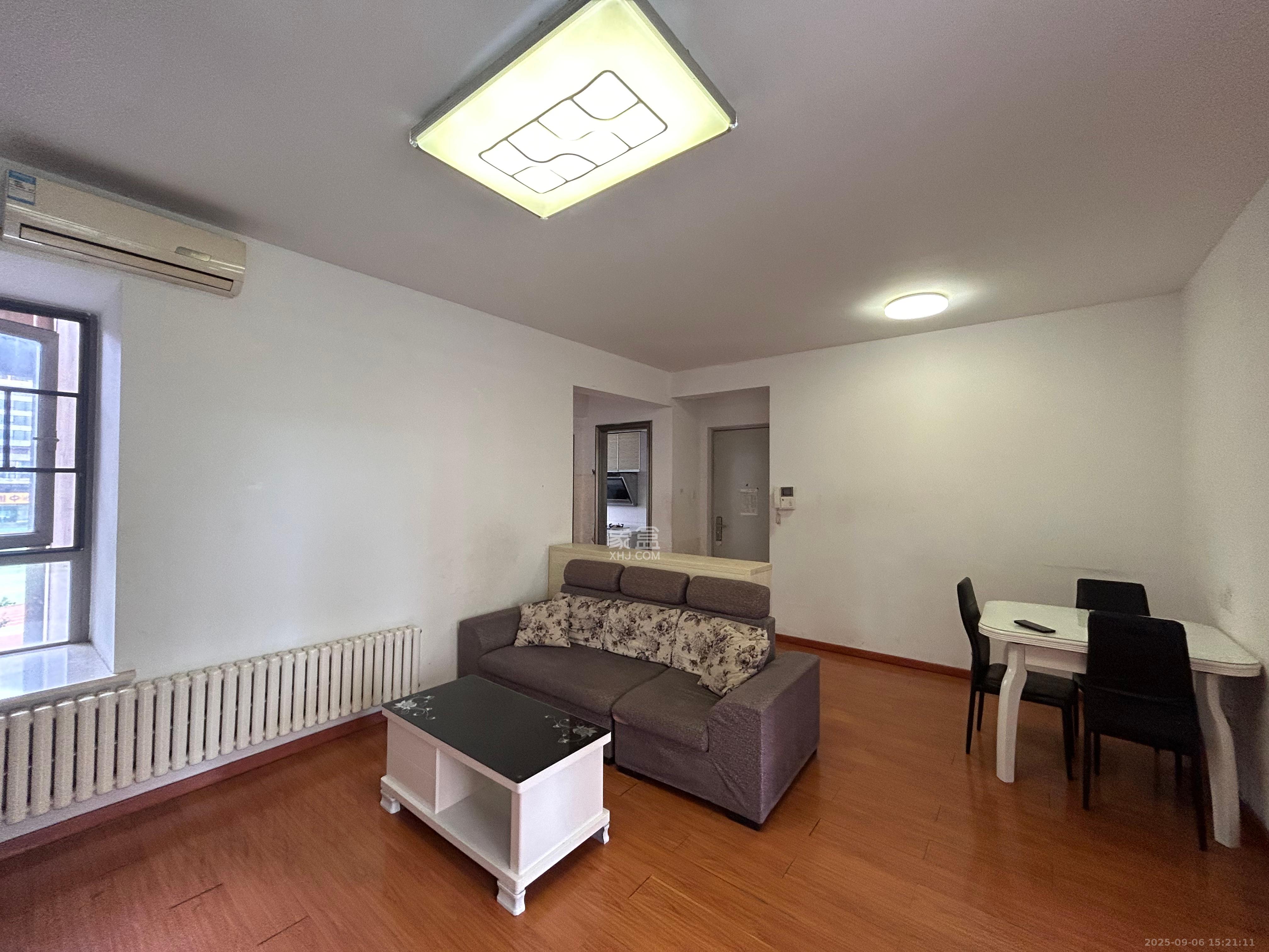 怡海星城  2室2厅1卫    1500.0元/月 怡海星城  2室2厅1卫    1500.0元/月室内图