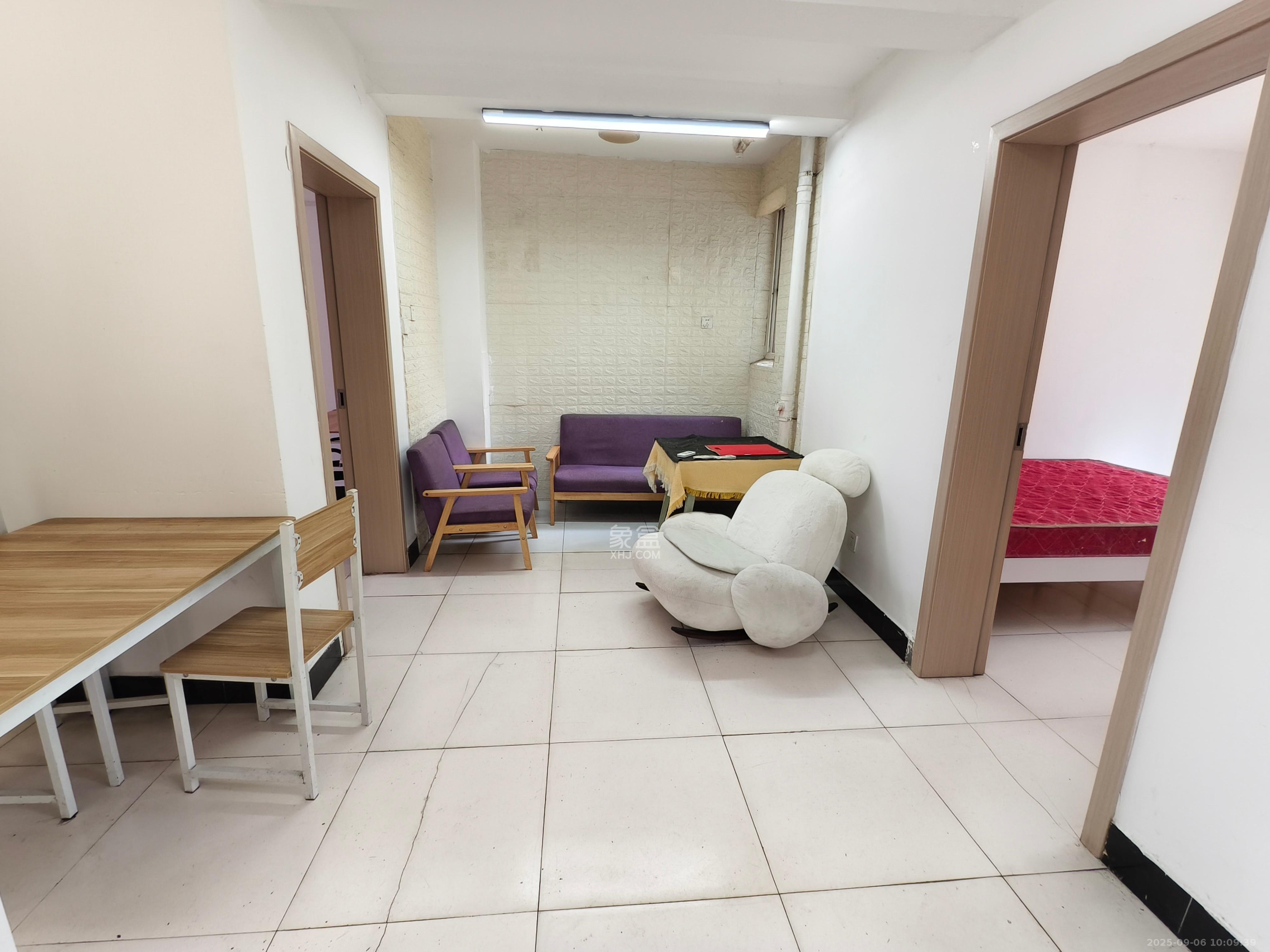 铝厂宿舍  2室1厅1卫    1400.0元/月