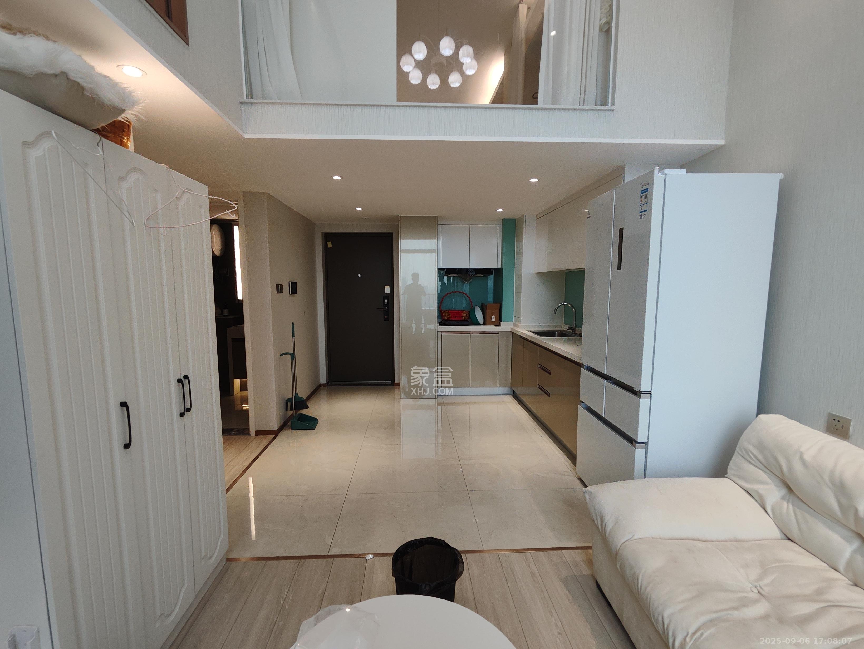 华远华时代  4室2厅2卫    3700.0元/月室内图