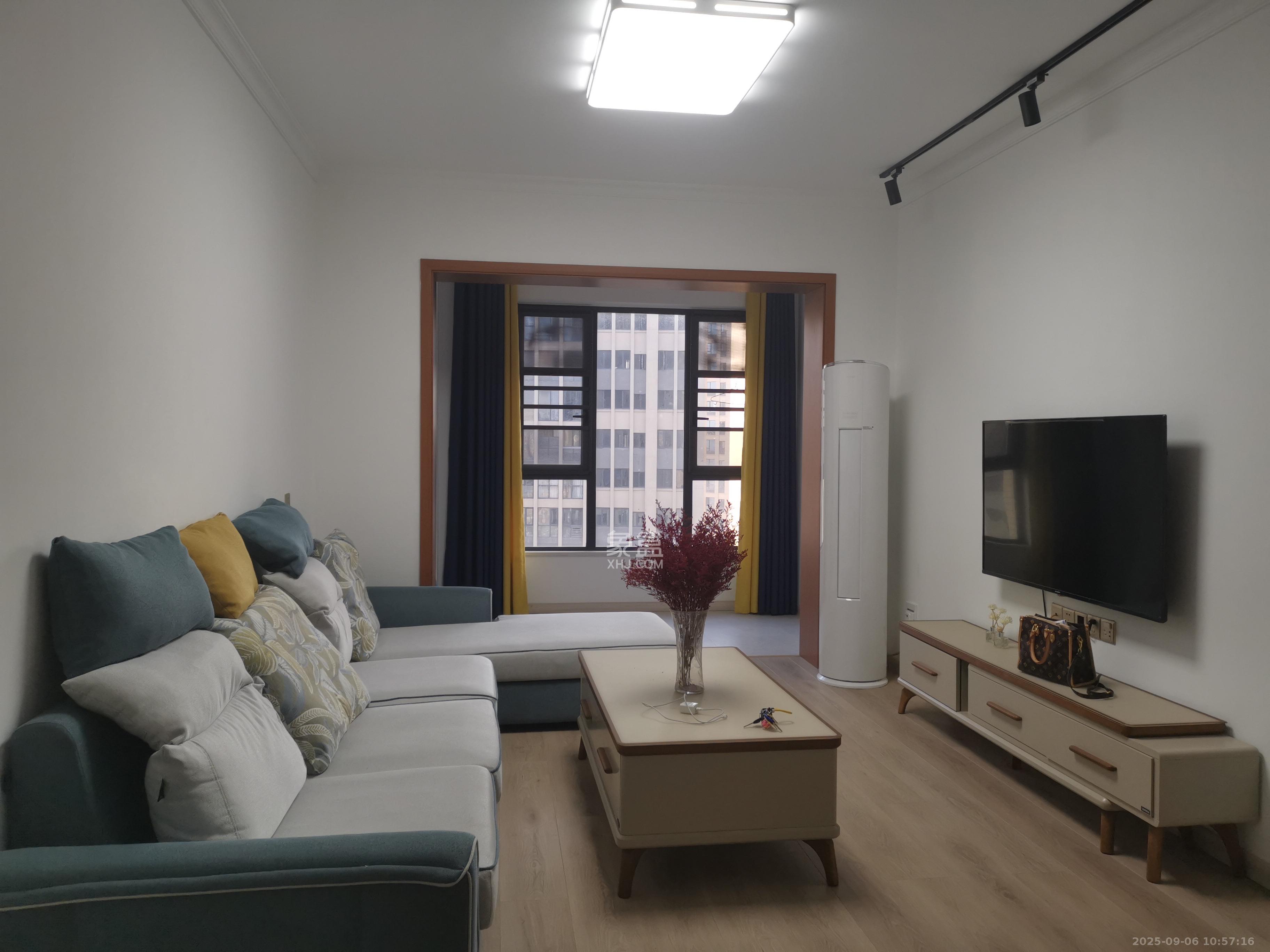 长房半岛蓝湾(观山月) 2室1厅1卫 2000.0元/月 长房半岛蓝湾(观山月) 2室1厅1卫 2000.0元/月室内图