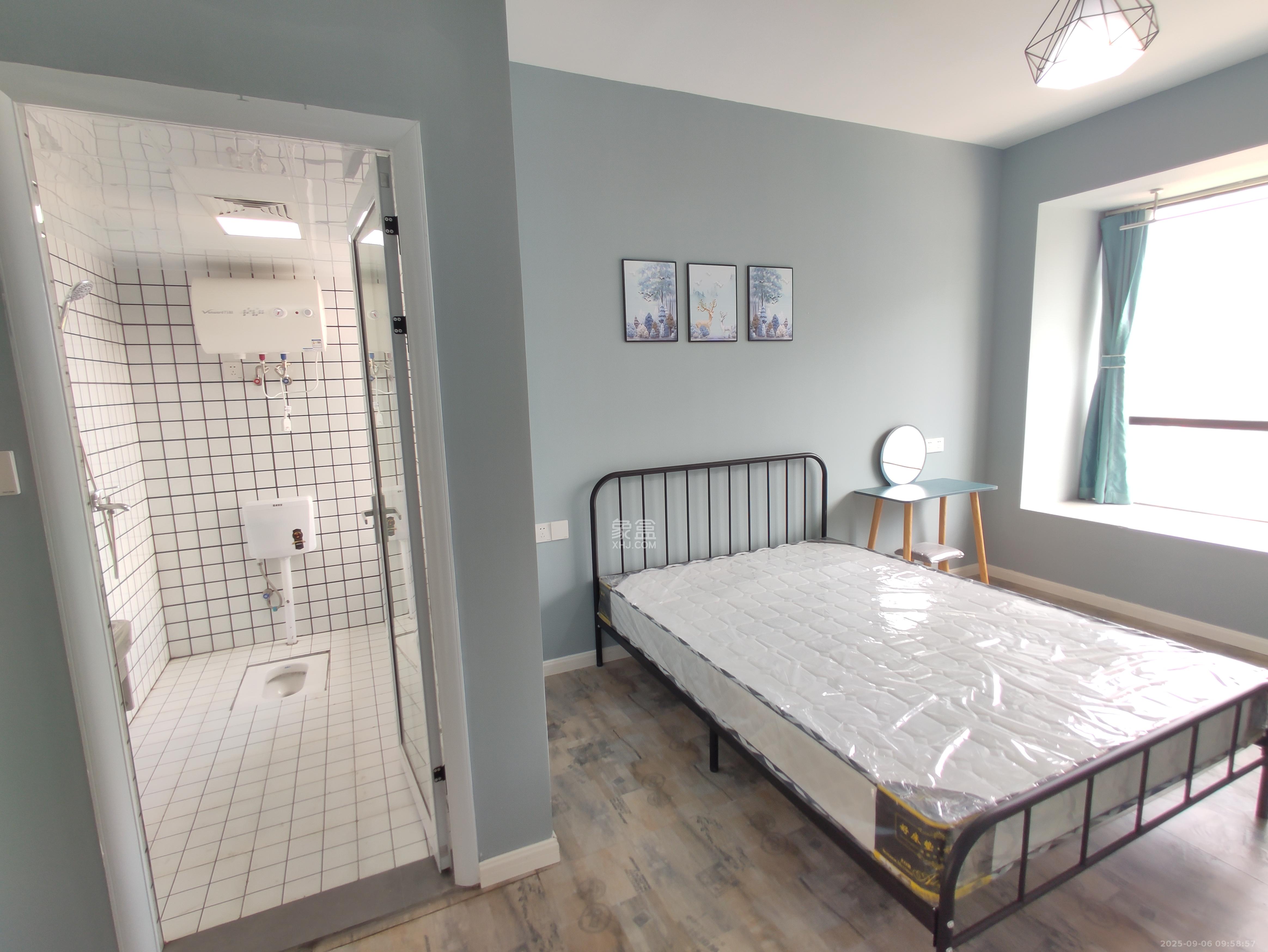 归心苑 1室1厅1卫 1100.0元/月 归心苑 1室1厅1卫 1100.0元/月室内图