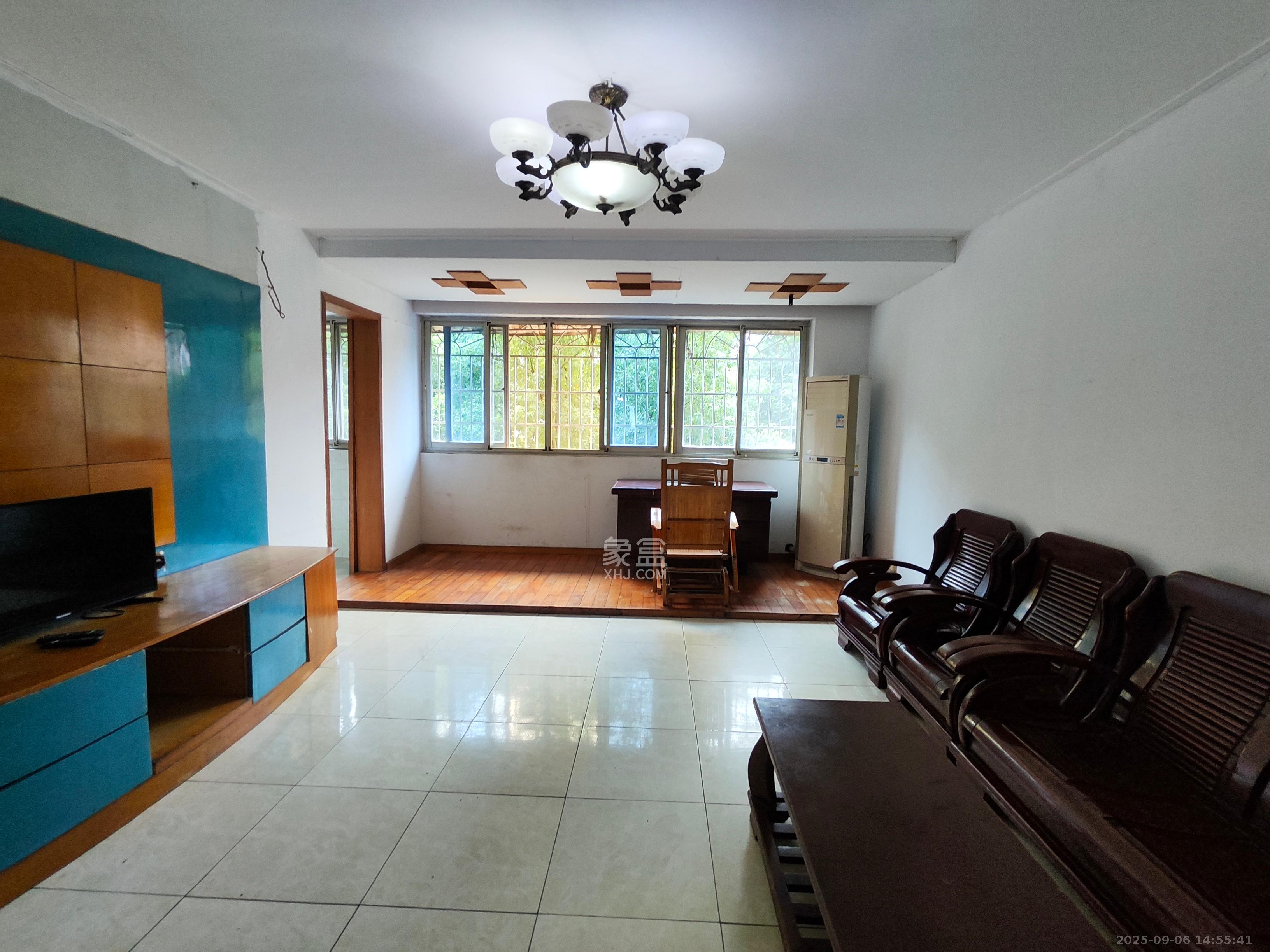 远通苑小区  2室2厅1卫    1300.0元/月室内图