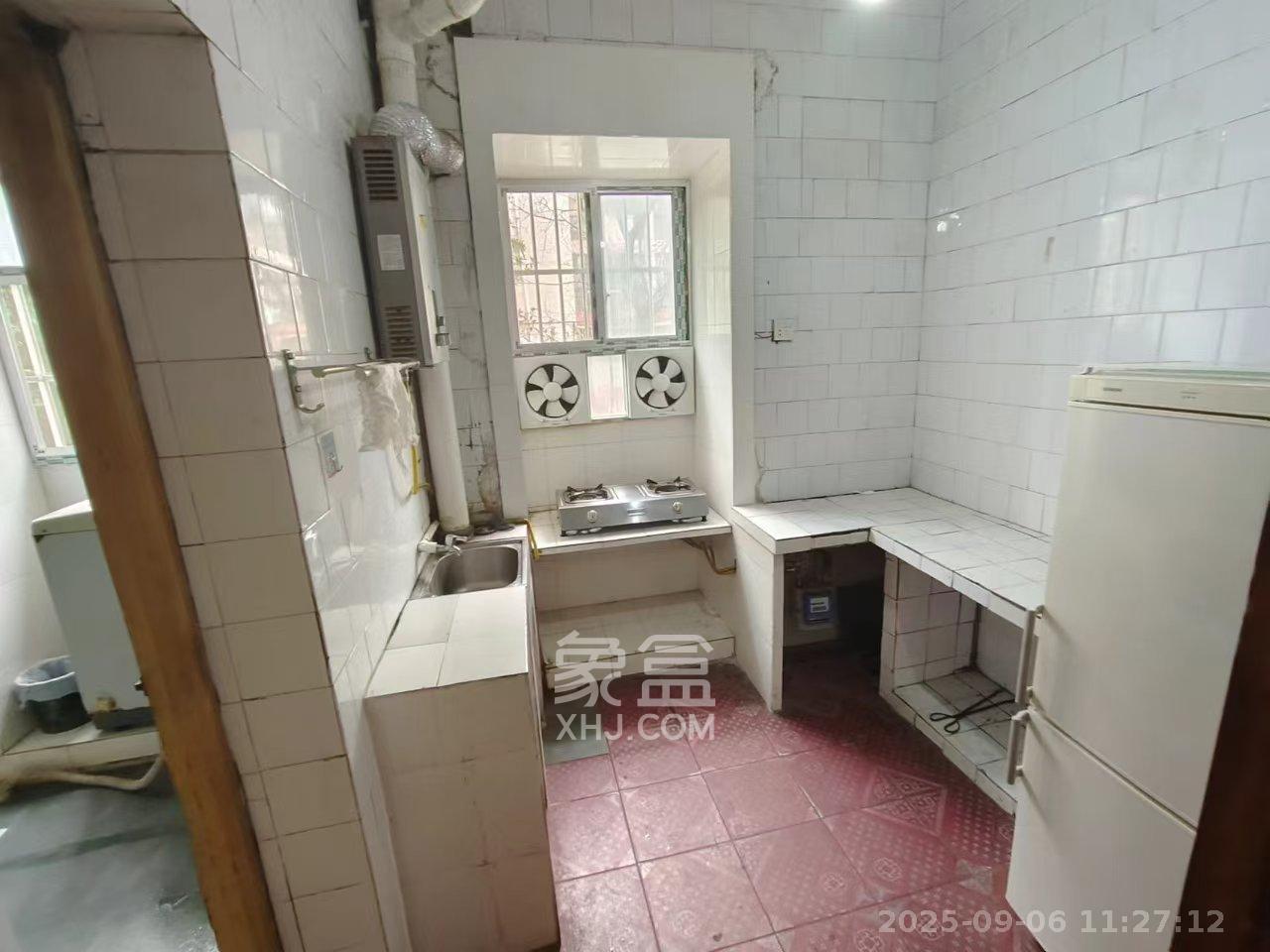 种子公司宿舍  2室1厅1卫    1600.0元/月室内图