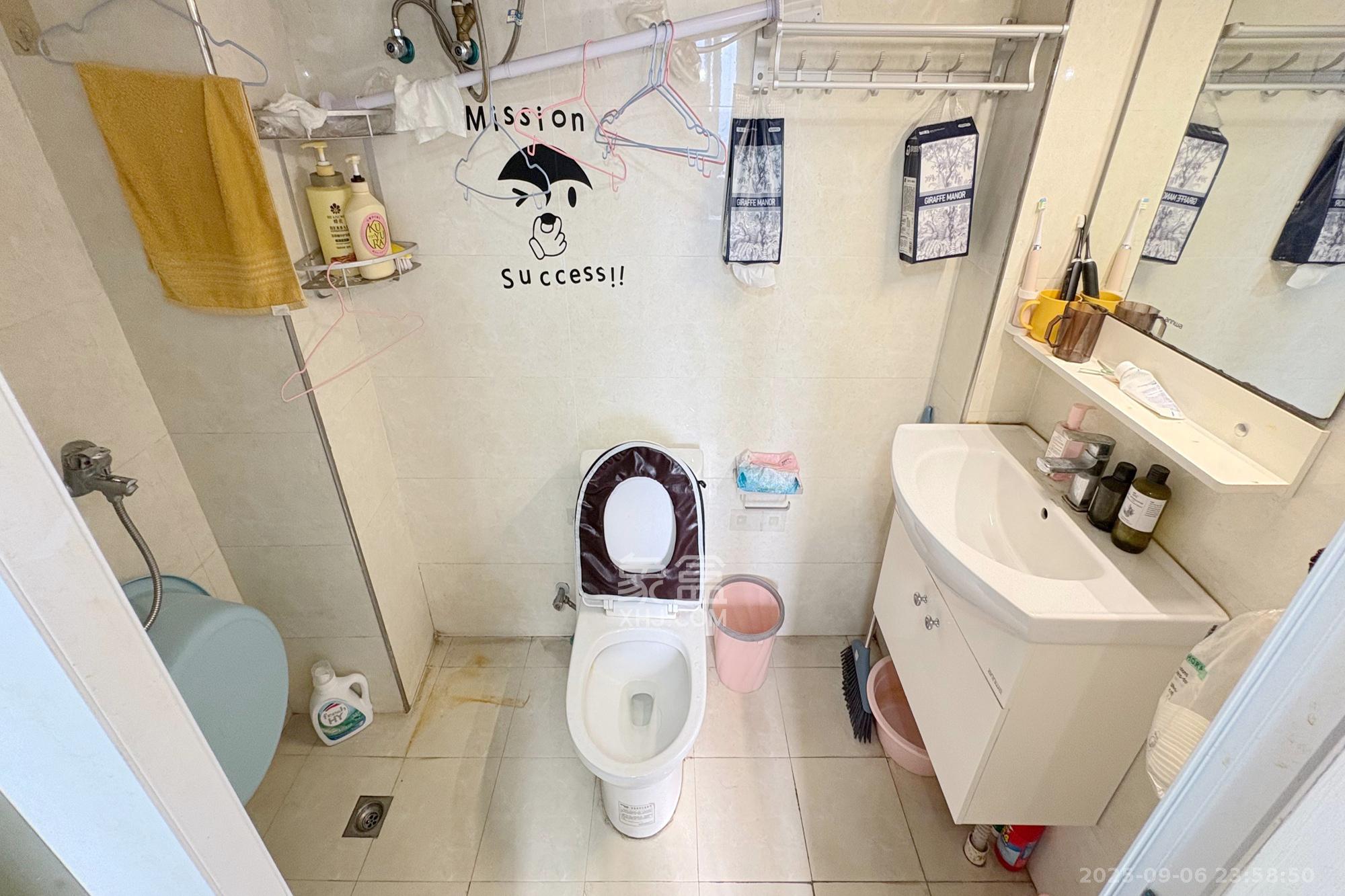 锦泰东环国际  1室1厅1卫    32.0万卫生间