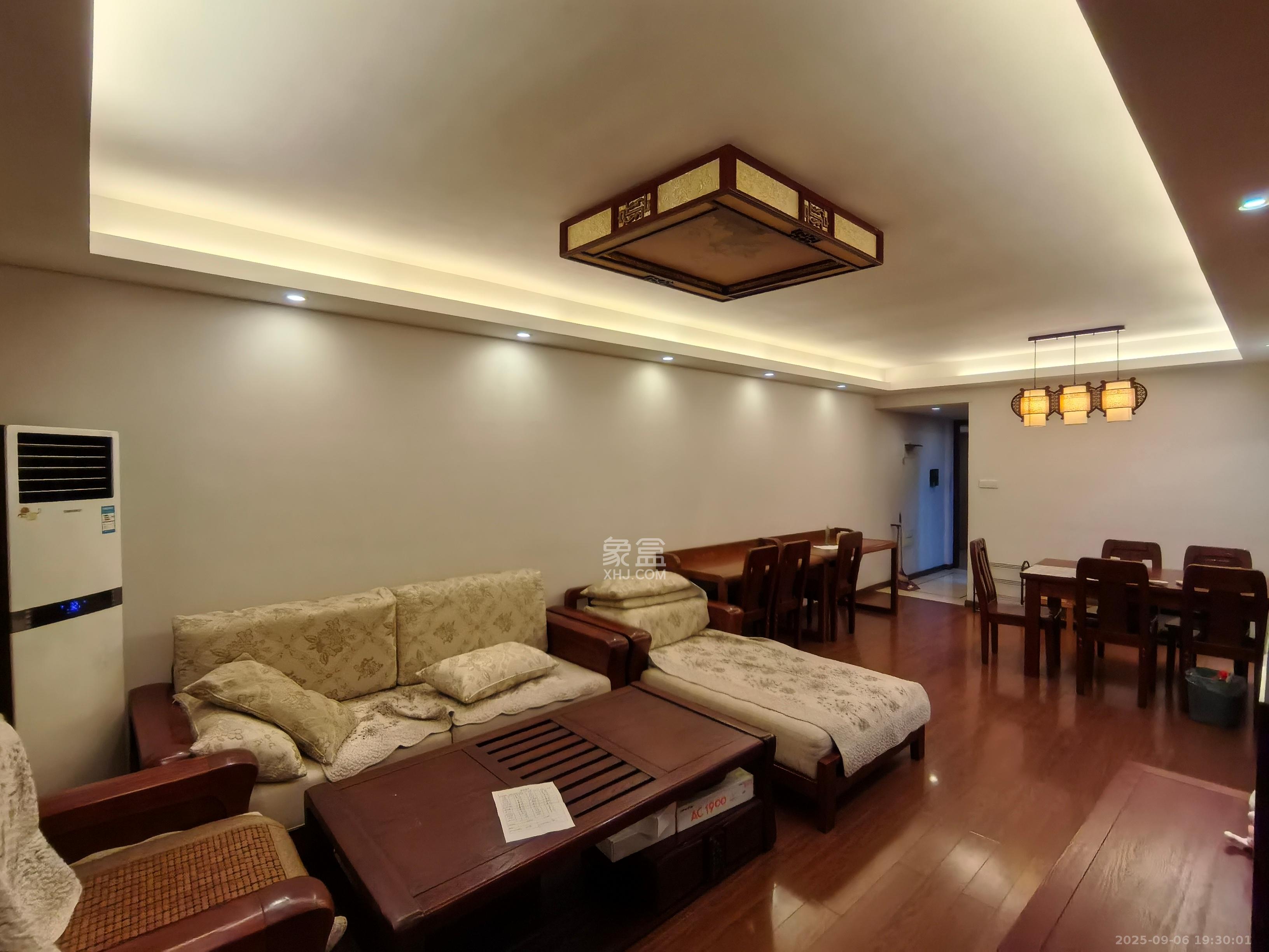 万科金域华府三四期 3室2厅1卫 2500.0元/月 万科金域华府三四期 3室2厅1卫 2500.0元/月室内图