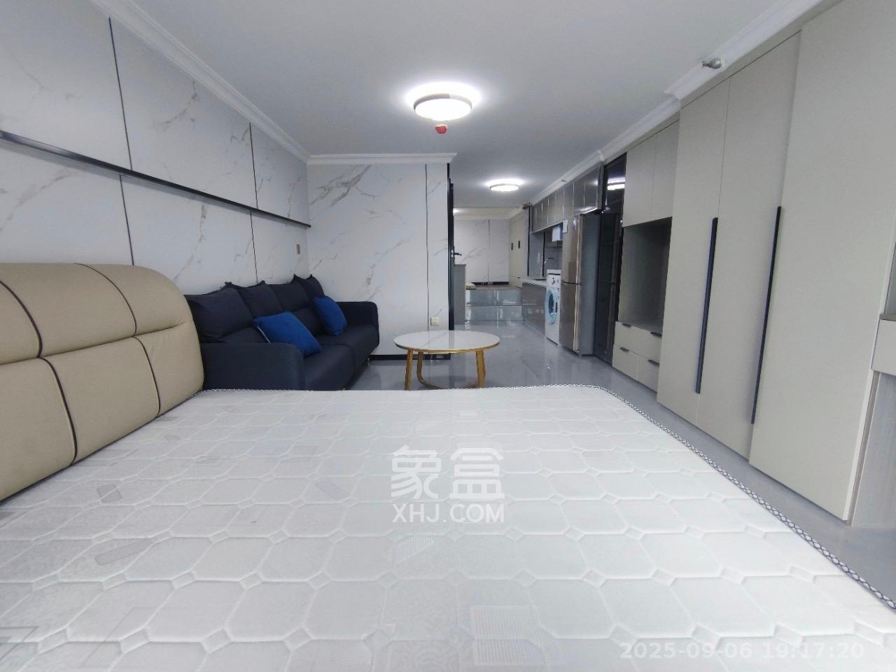 梅溪悦章 1室1厅1卫 1600.0元/月 梅溪悦章 1室1厅1卫 1600.0元/月室内图