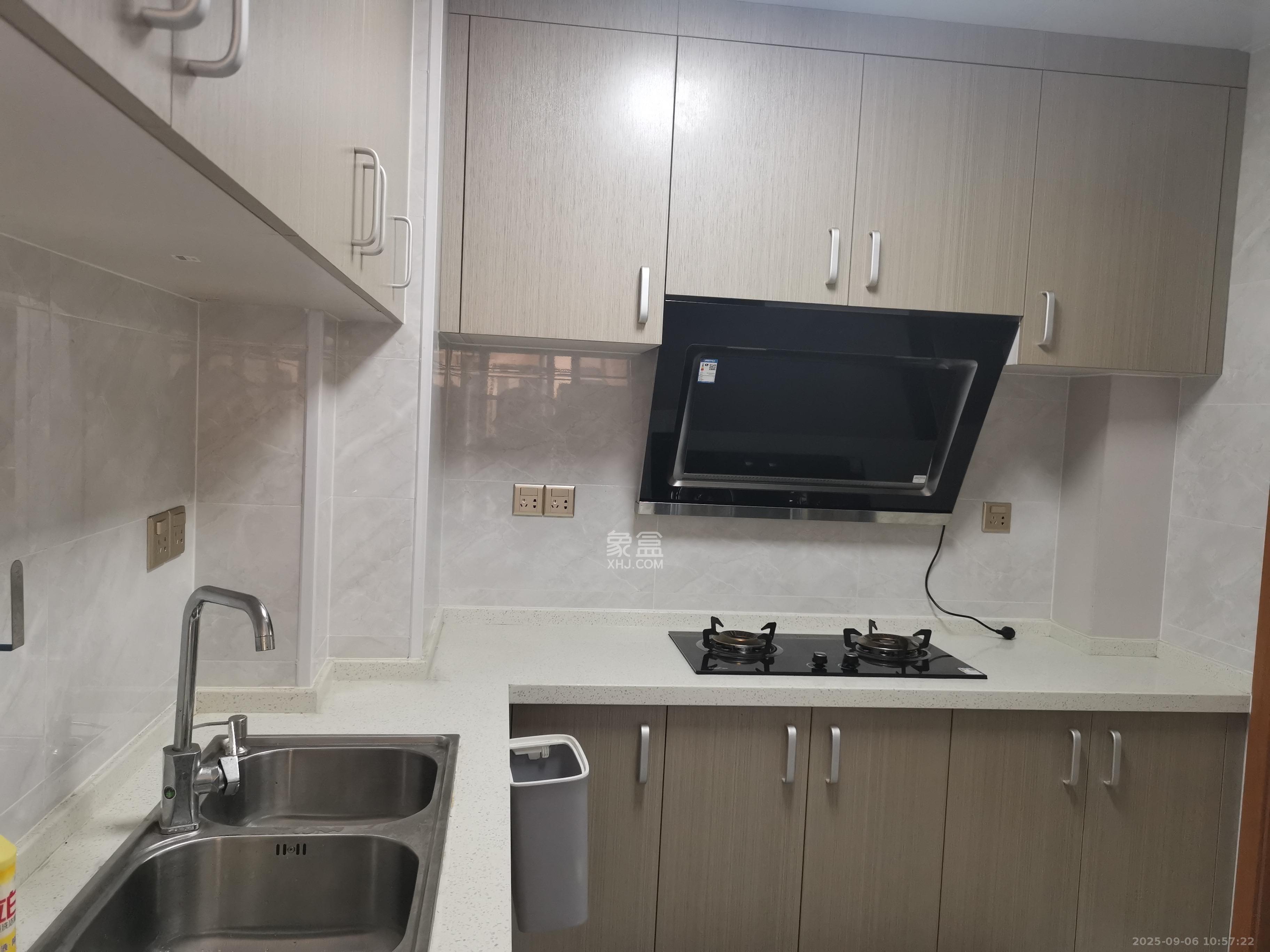 长房半岛蓝湾(观山月) 2室1厅1卫 2000.0元/月 长房半岛蓝湾(观山月) 2室1厅1卫 2000.0元/月室内图