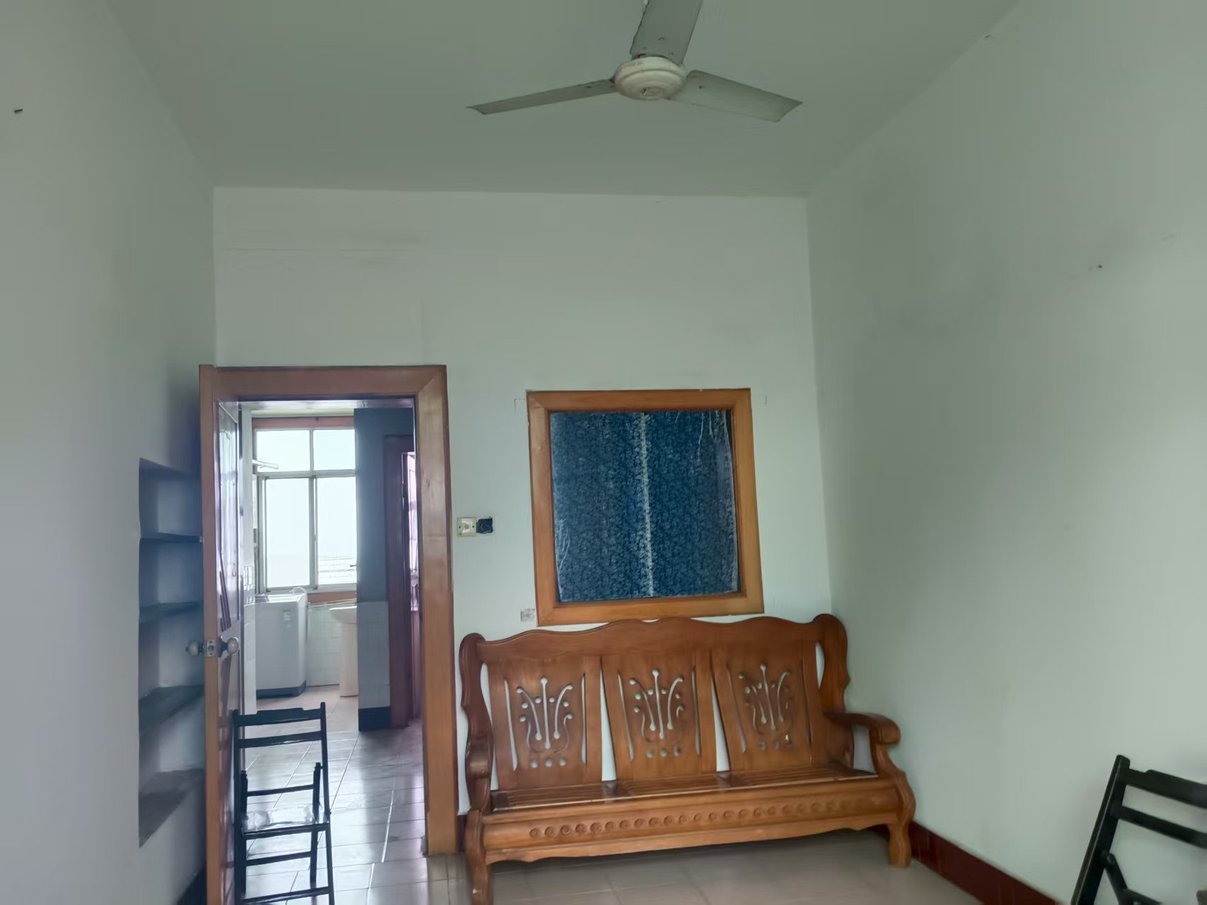 疾病控制中心 3室2厅1卫 900.0元/月 疾病控制中心 3室2厅1卫 900.0元/月室内图