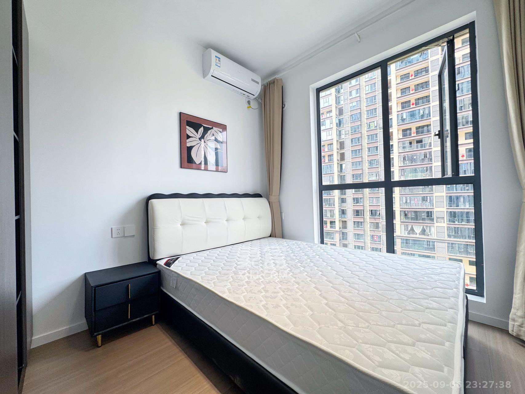 兴旺正佳广场(金石雅苑) 3室2厅1卫 3200.0元/月 兴旺正佳广场(金石雅苑) 3室2厅1卫 3200.0元/月室内图