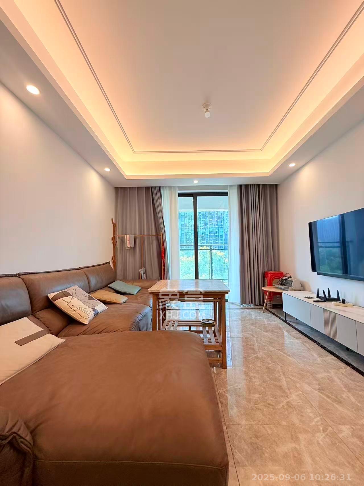 绿地V岛 3室2厅2卫 3800.0元/月 绿地V岛 3室2厅2卫 3800.0元/月室内图