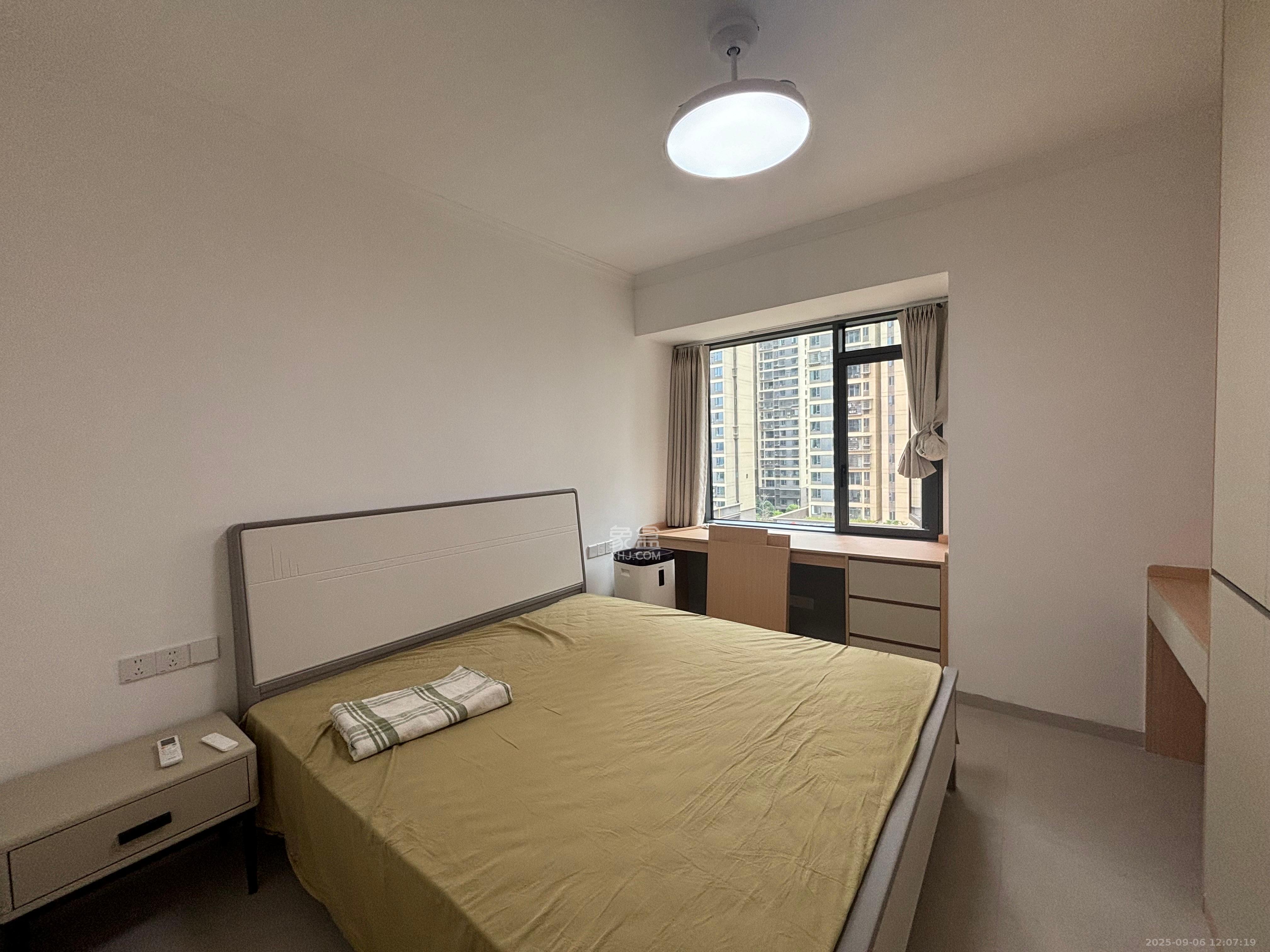 桥头家园三期  3室2厅1卫    2800.0元/月 桥头家园三期  3室2厅1卫    2800.0元/月室内图