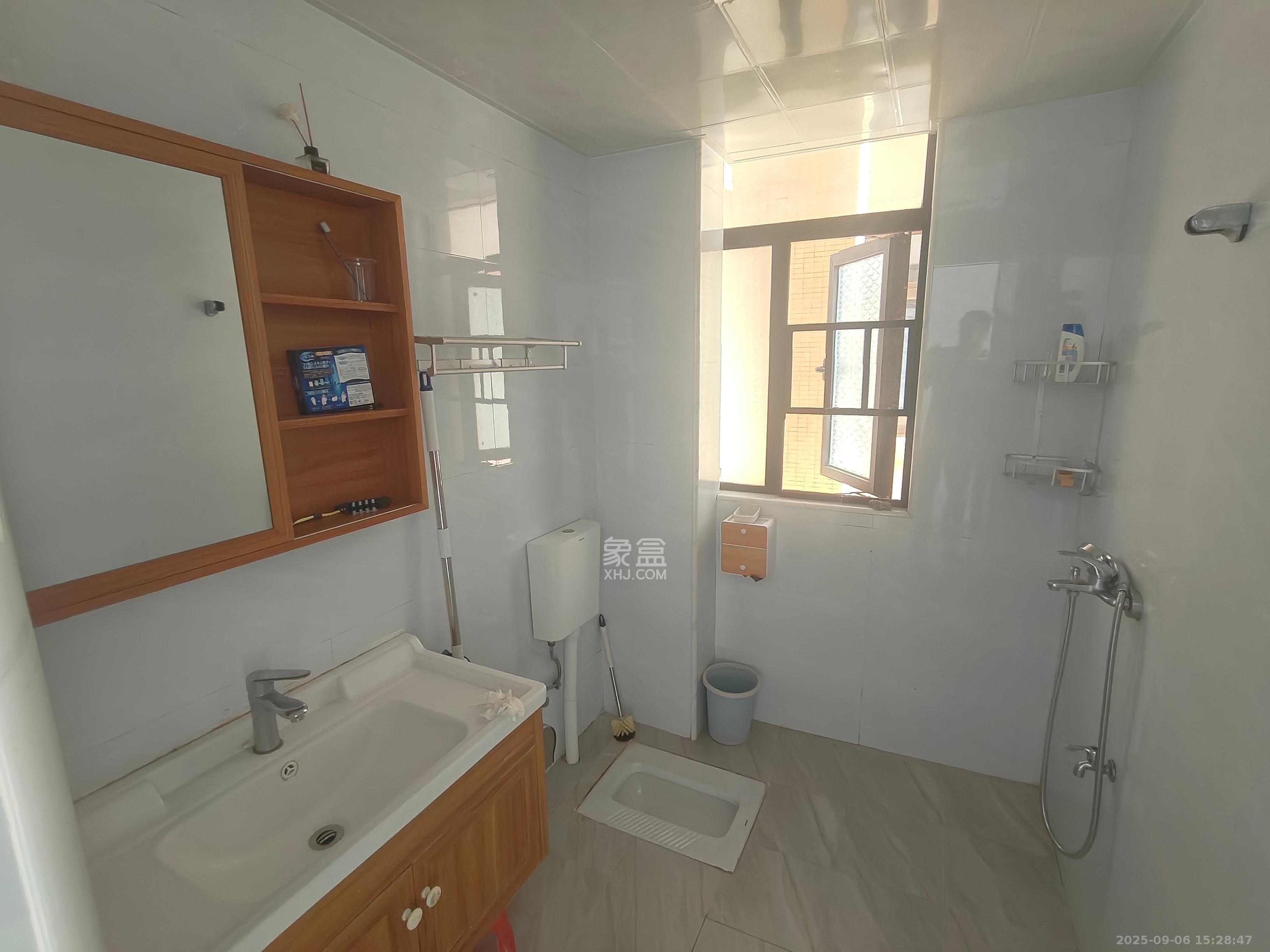 星雅美辰  3室2厅2卫    2500.0元/月 星雅美辰  3室2厅2卫    2500.0元/月室内图