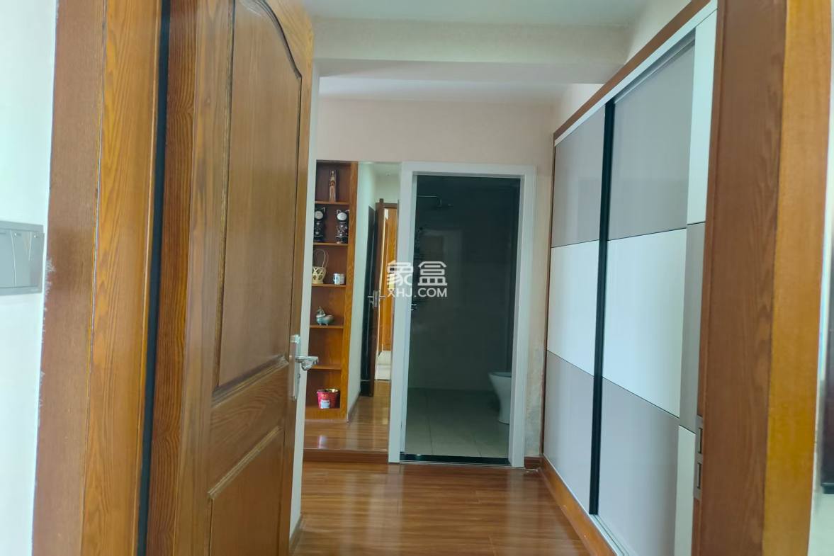 太一御江城  3室2厅2卫    92.8万 太一御江城  3室2厅2卫    92.8万室内图