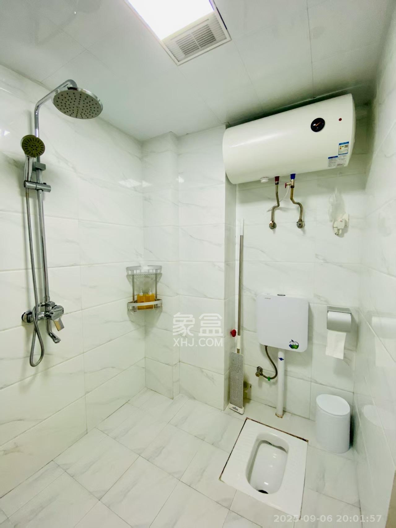 明大佳园 1室1厅1卫 1600.0元/月 明大佳园 1室1厅1卫 1600.0元/月室内图